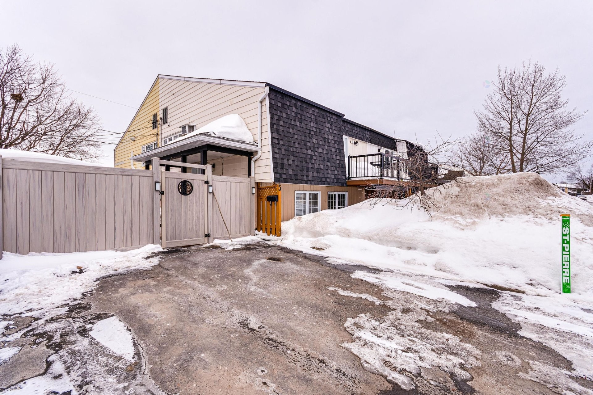 









5


Rue de Laprairie

,
Gatineau (Gatineau),




QC
J8T1B4

