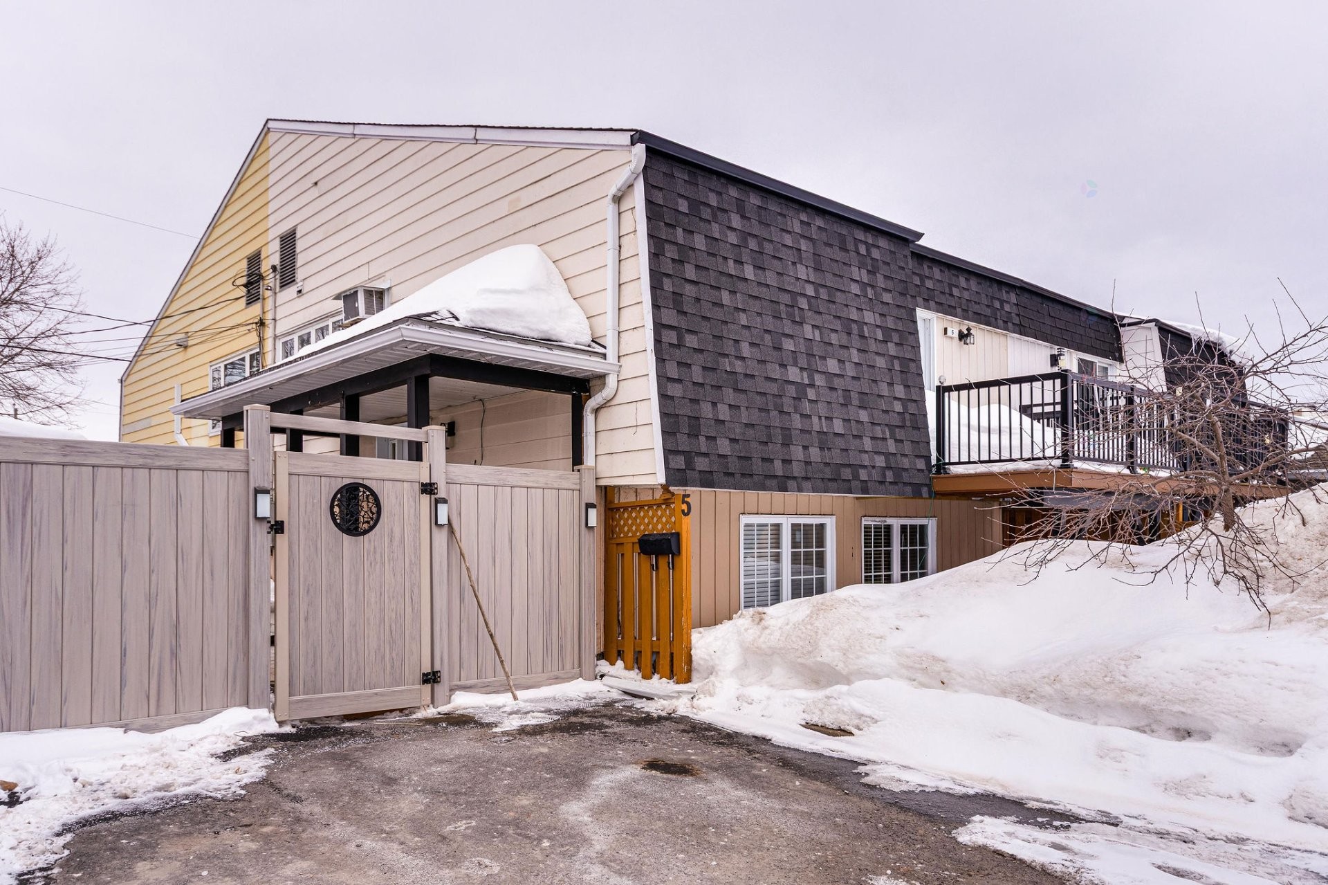 









5


Rue de Laprairie

,
Gatineau (Gatineau),




QC
J8T1B4

