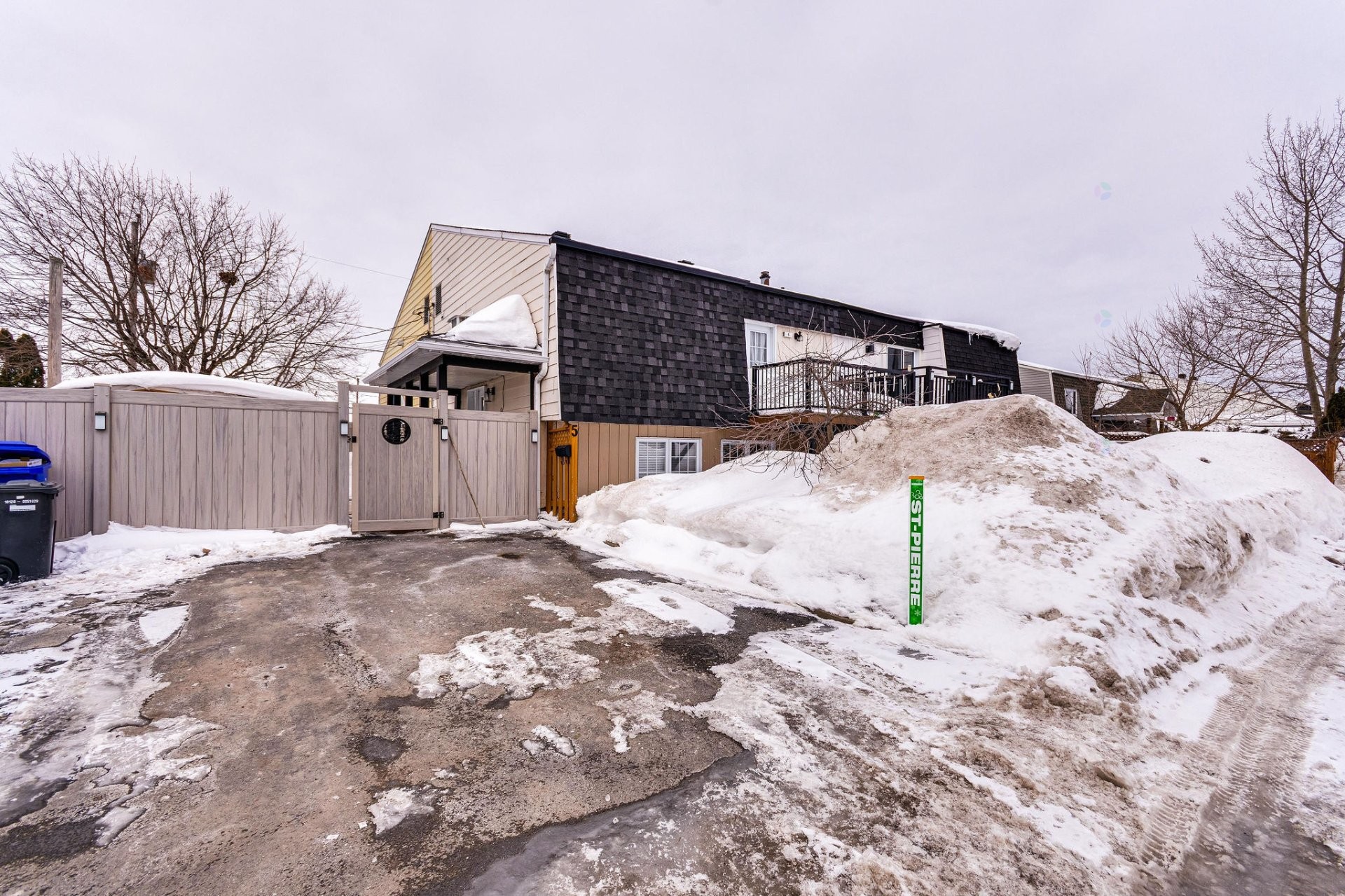 









5


Rue de Laprairie

,
Gatineau (Gatineau),




QC
J8T1B4

