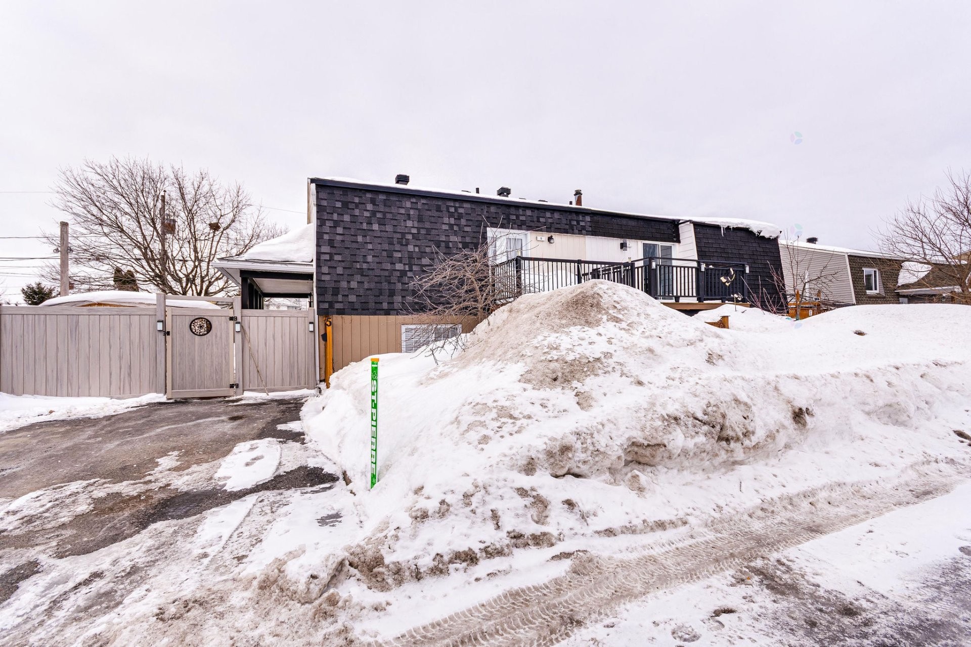 









5


Rue de Laprairie

,
Gatineau (Gatineau),




QC
J8T1B4

