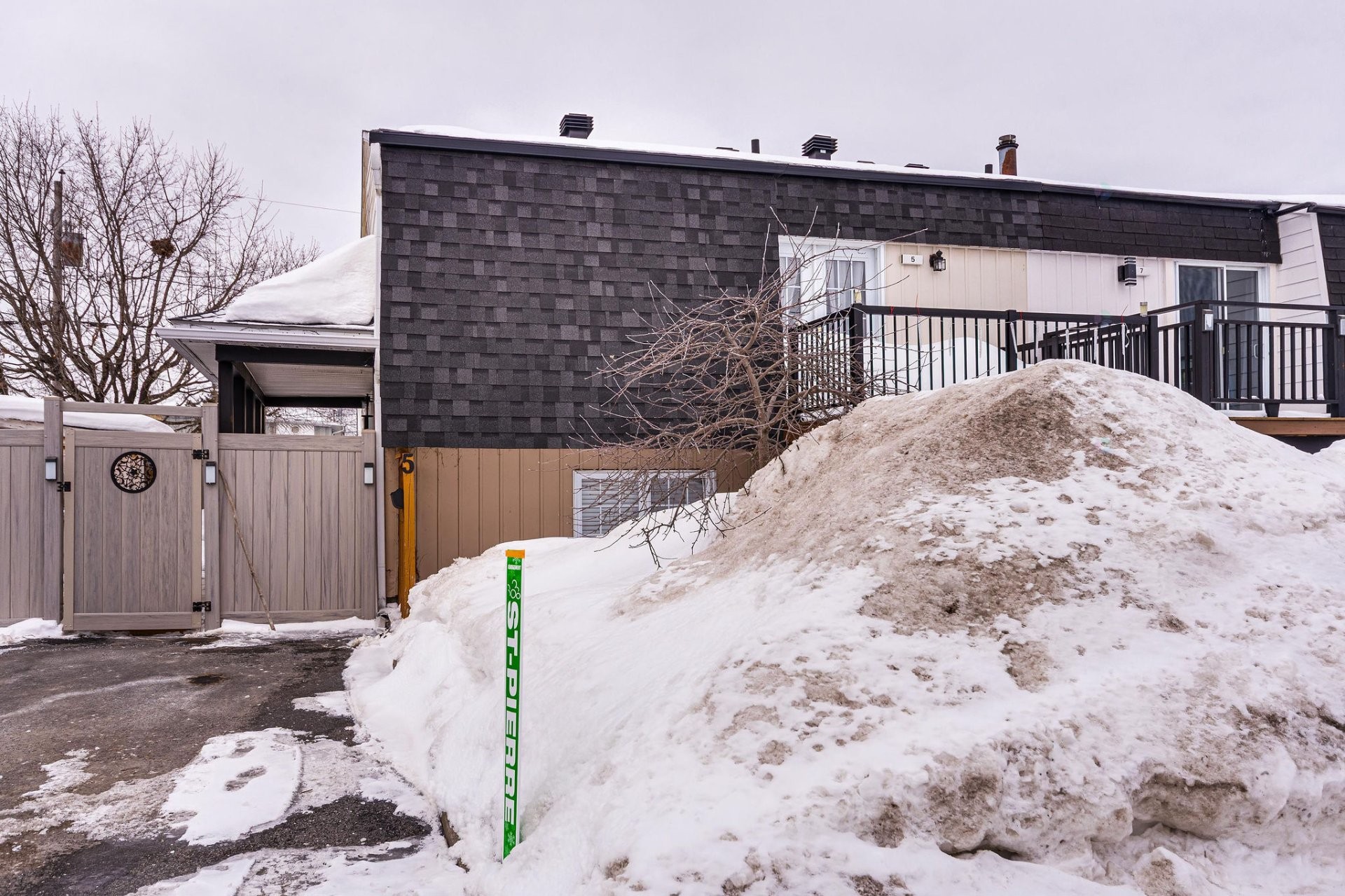 









5


Rue de Laprairie

,
Gatineau (Gatineau),




QC
J8T1B4

