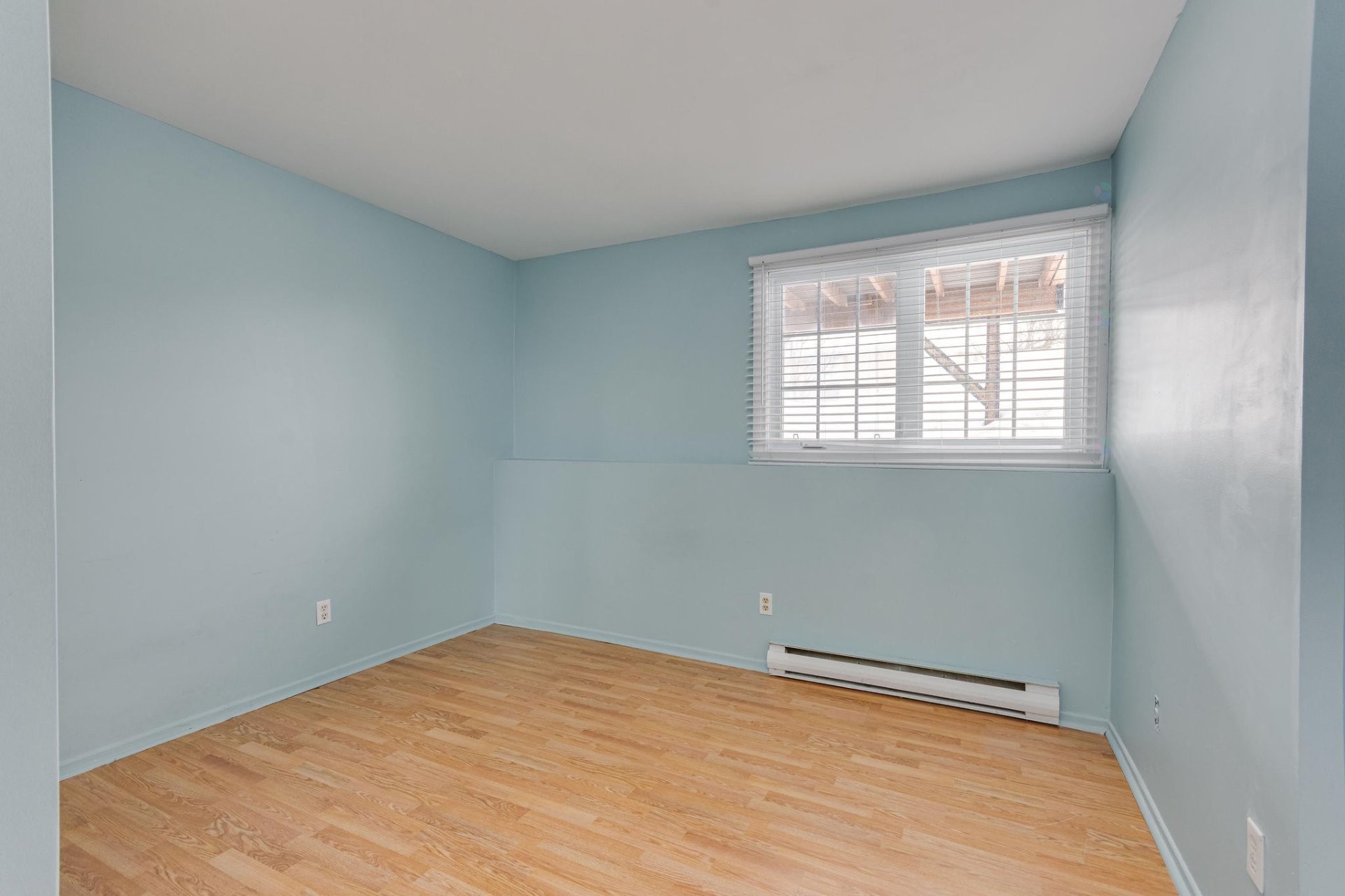 









5


Rue de Laprairie

,
Gatineau (Gatineau),




QC
J8T1B4

