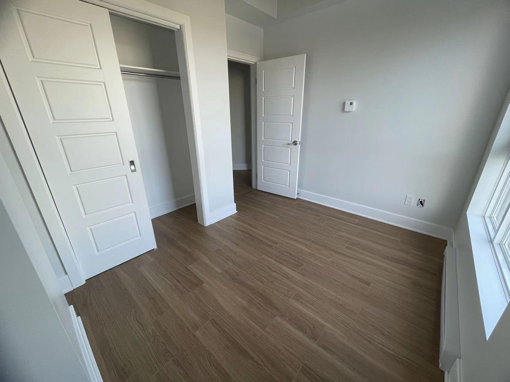 









850


Rue Ouimet

, 308,
Montréal (Saint-Laurent),




QC
H4L3P4

