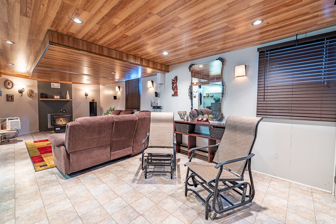 









406


Rue Demers

,
Val-des-Sources,




QC
J1T3J6

