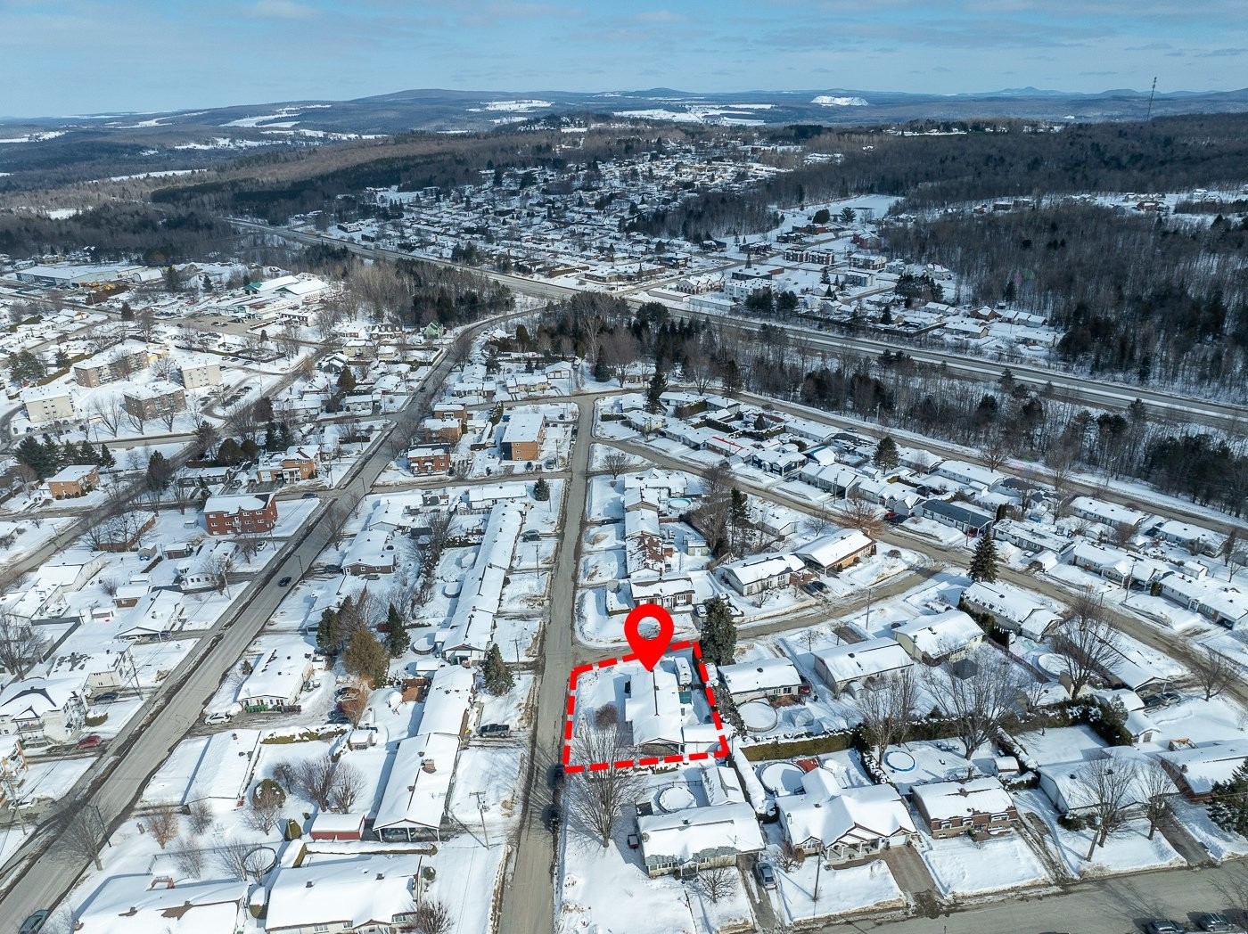 









406


Rue Demers

,
Val-des-Sources,




QC
J1T3J6

