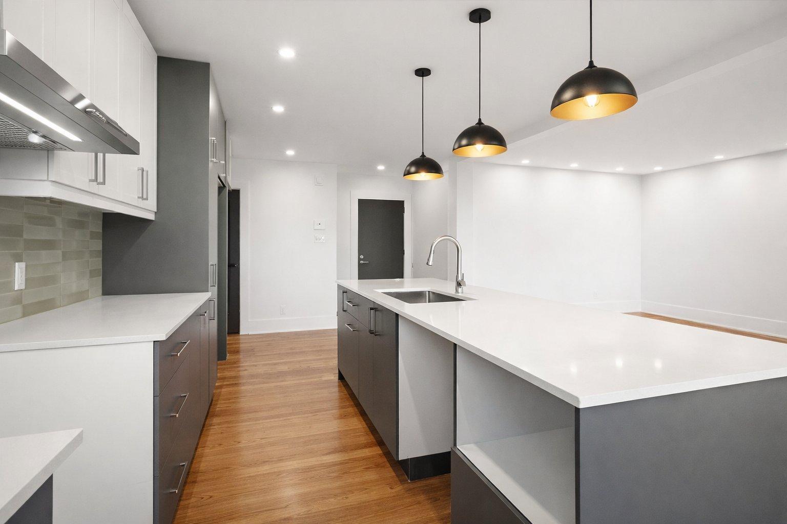 









6150


Ch. Deacon

, 11,
Montréal (Côte-des-Neiges/Notre-Dame-de-Grâce),




QC
H3S2P3

