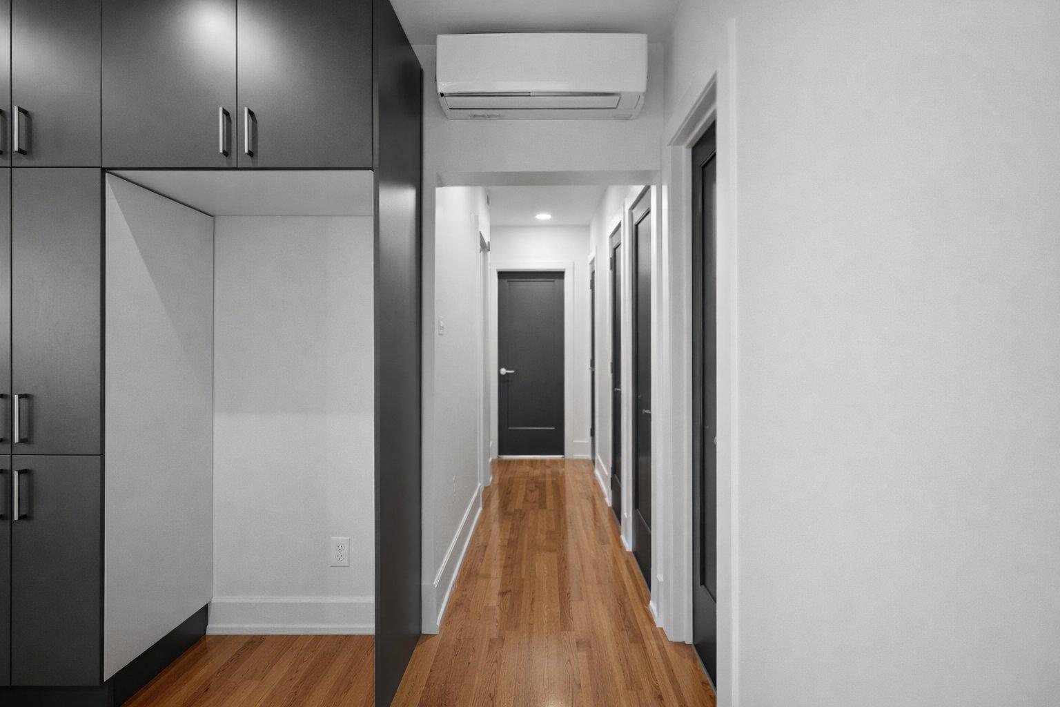 









6150


Ch. Deacon

, 11,
Montréal (Côte-des-Neiges/Notre-Dame-de-Grâce),




QC
H3S2P3

