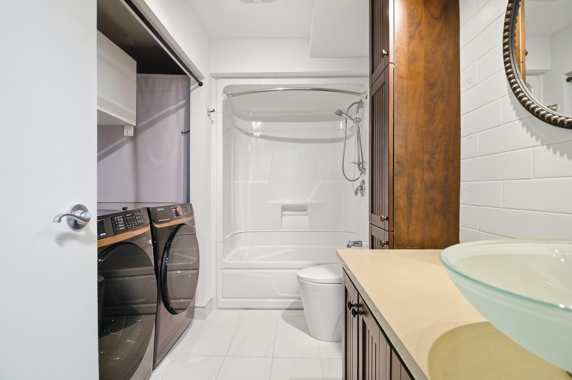 









174


Boul. La Vérendrye E.

, 2,
Gatineau (Gatineau),




QC
J8P7R6

