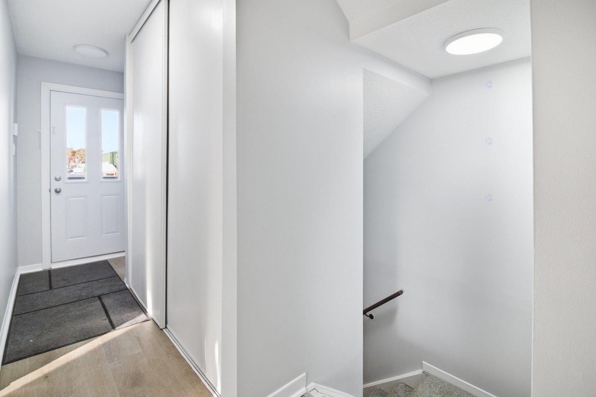 









174


Boul. La Vérendrye E.

, 2,
Gatineau (Gatineau),




QC
J8P7R6

