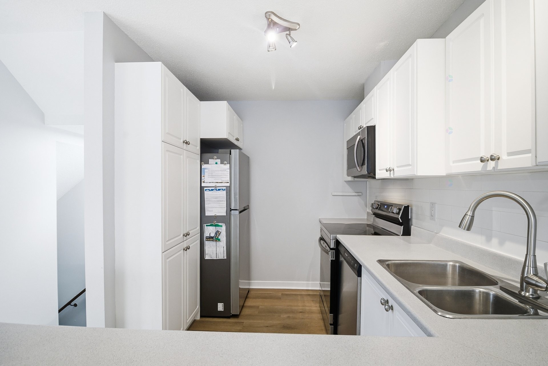 









174


Boul. La Vérendrye E.

, 2,
Gatineau (Gatineau),




QC
J8P7R6

