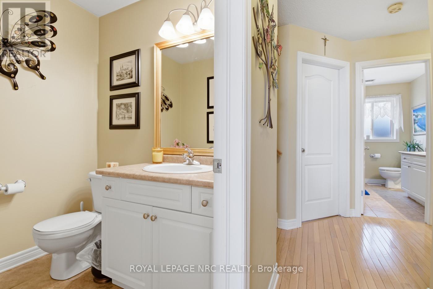 












225 COLBECK DRIVE

,
Welland (Coyle Creek),




Ontario
L3C7M3

