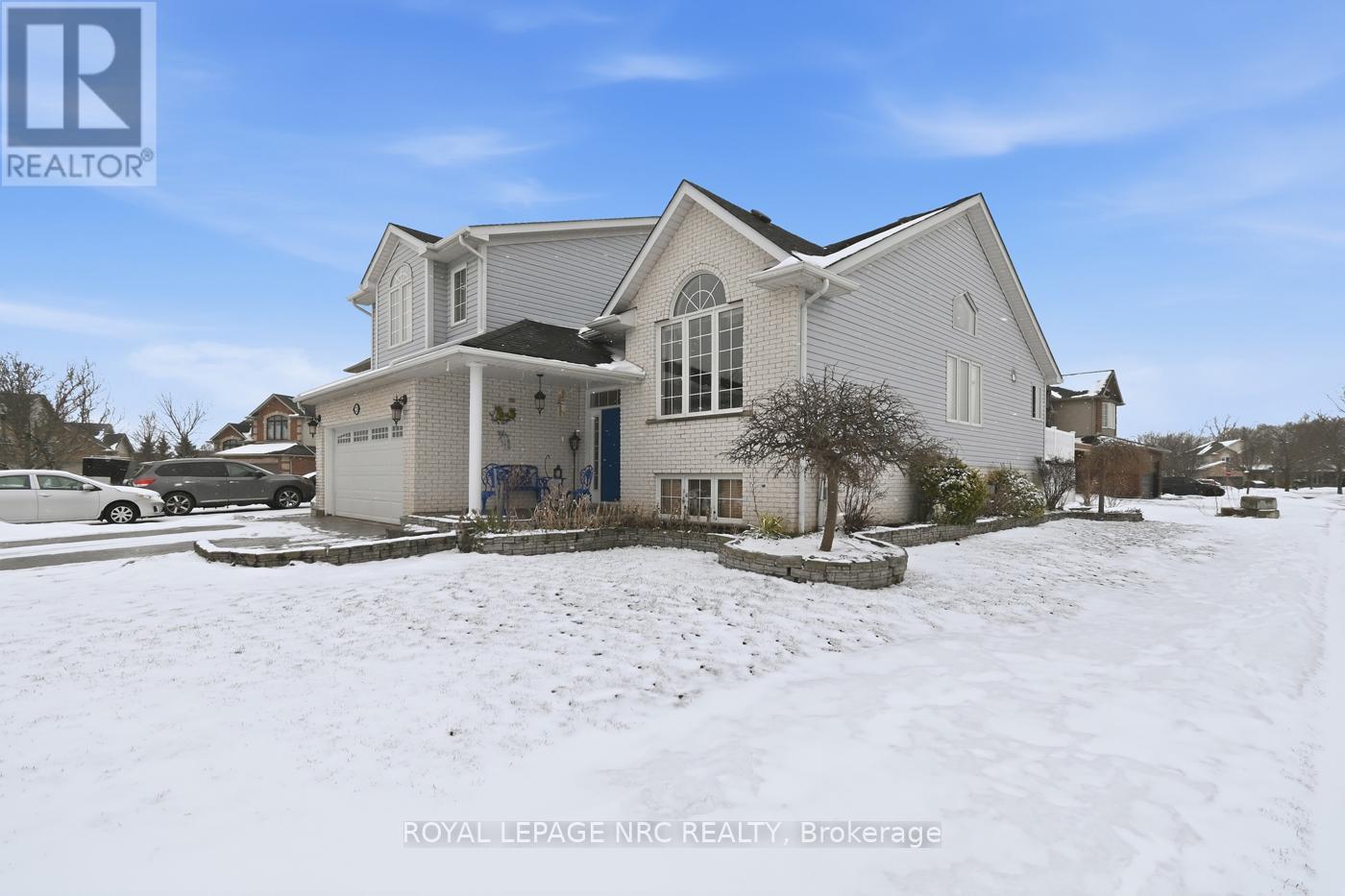 












225 COLBECK DRIVE

,
Welland (Coyle Creek),




Ontario
L3C7M3

