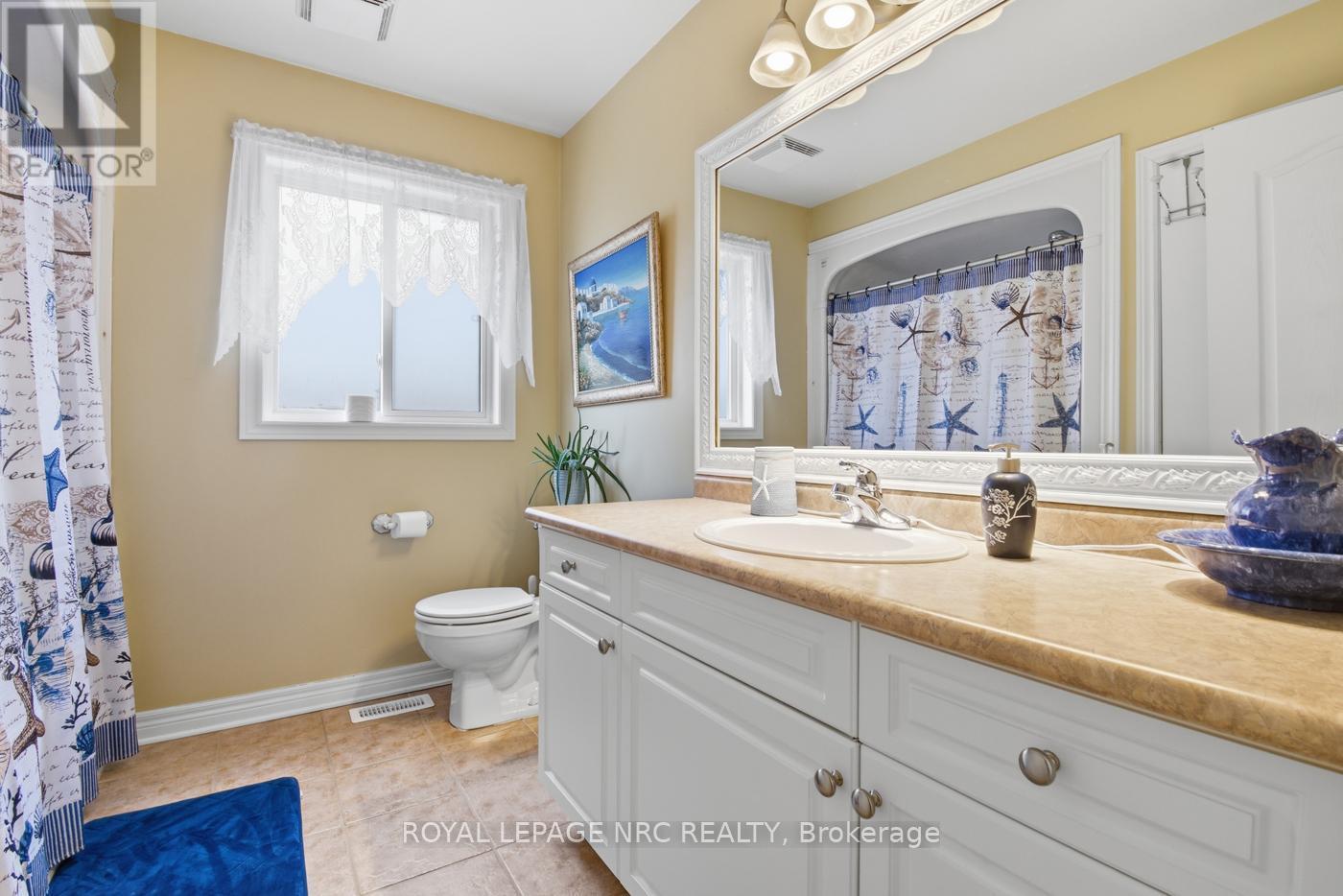 












225 COLBECK DRIVE

,
Welland (Coyle Creek),




Ontario
L3C7M3

