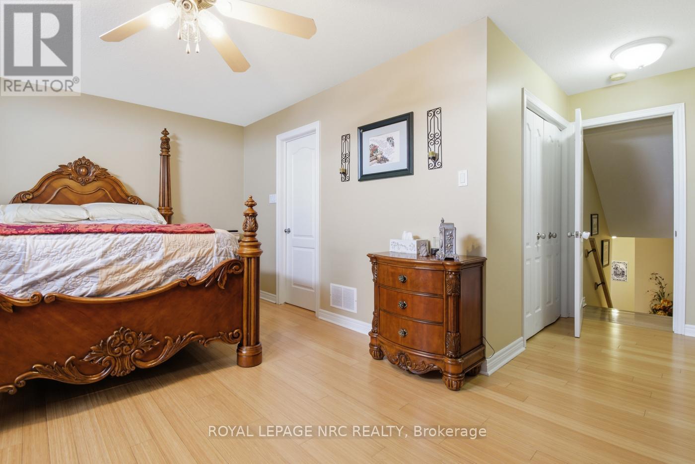 












225 COLBECK DRIVE

,
Welland (Coyle Creek),




Ontario
L3C7M3

