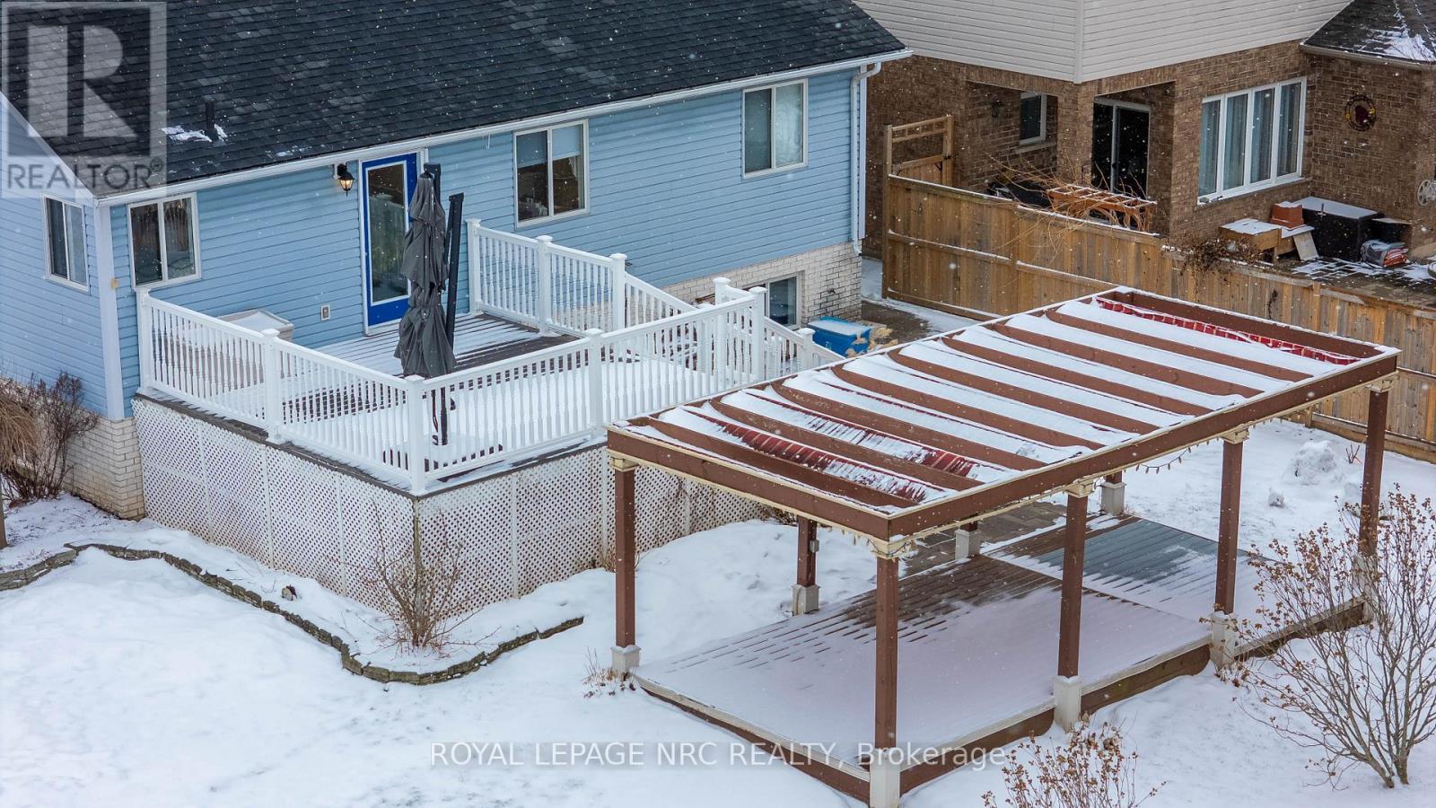 












225 COLBECK DRIVE

,
Welland (Coyle Creek),




Ontario
L3C7M3

