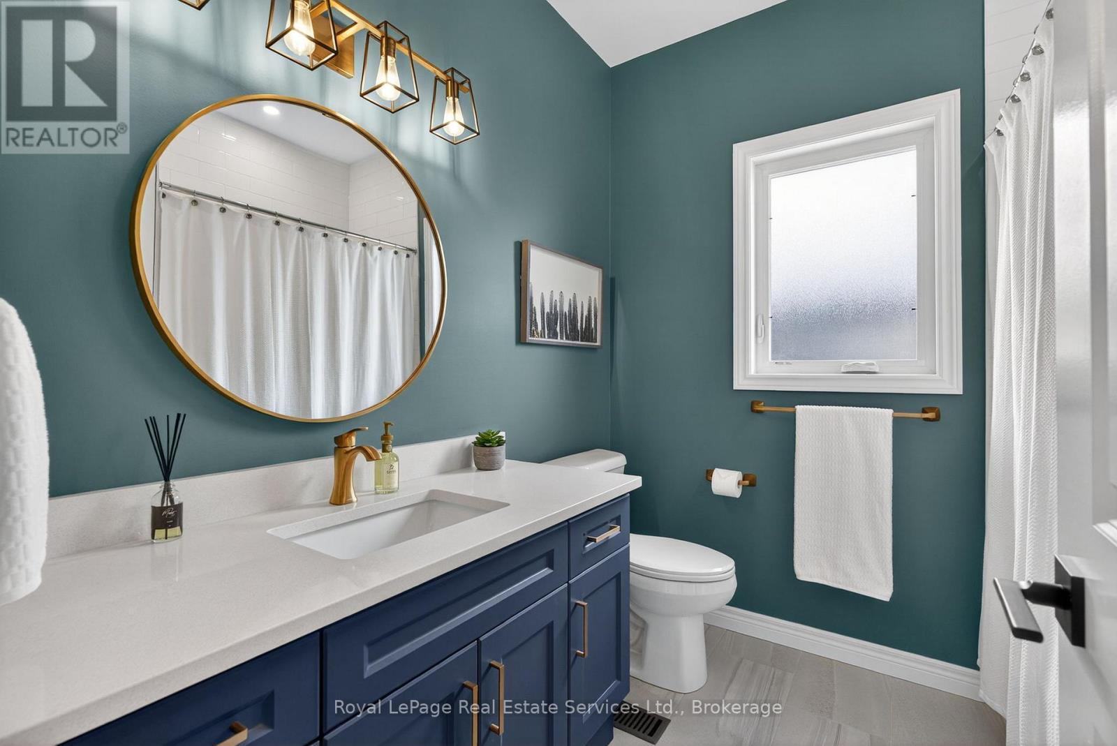 












20 PATTEN DRIVE

,
Brant (South Dumfries),




Ontario
N0E1N0

