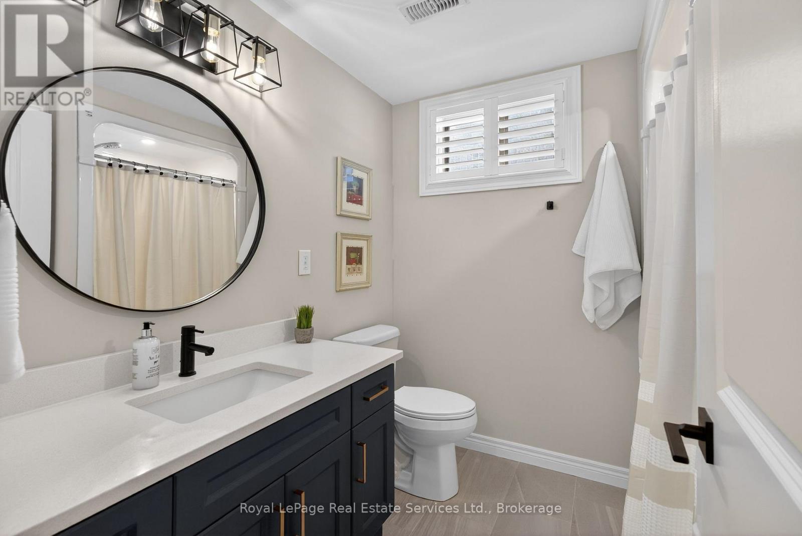 












20 PATTEN DRIVE

,
Brant (South Dumfries),




Ontario
N0E1N0

