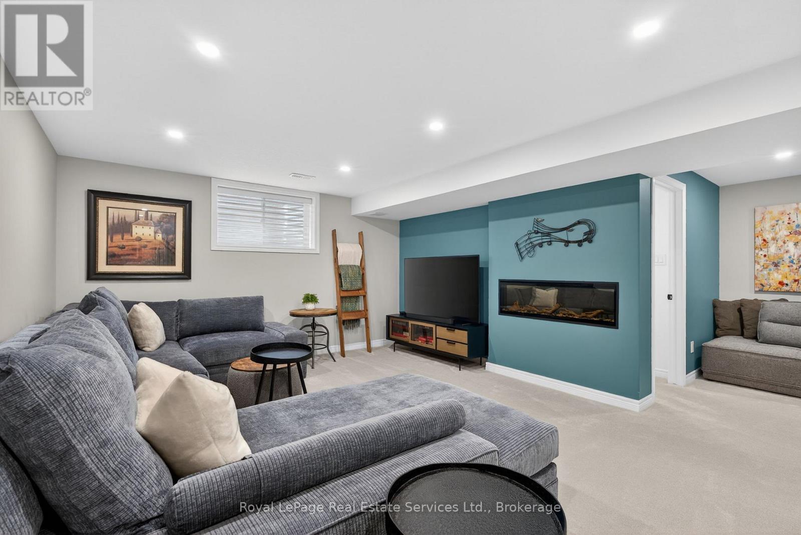 












20 PATTEN DRIVE

,
Brant (South Dumfries),




Ontario
N0E1N0

