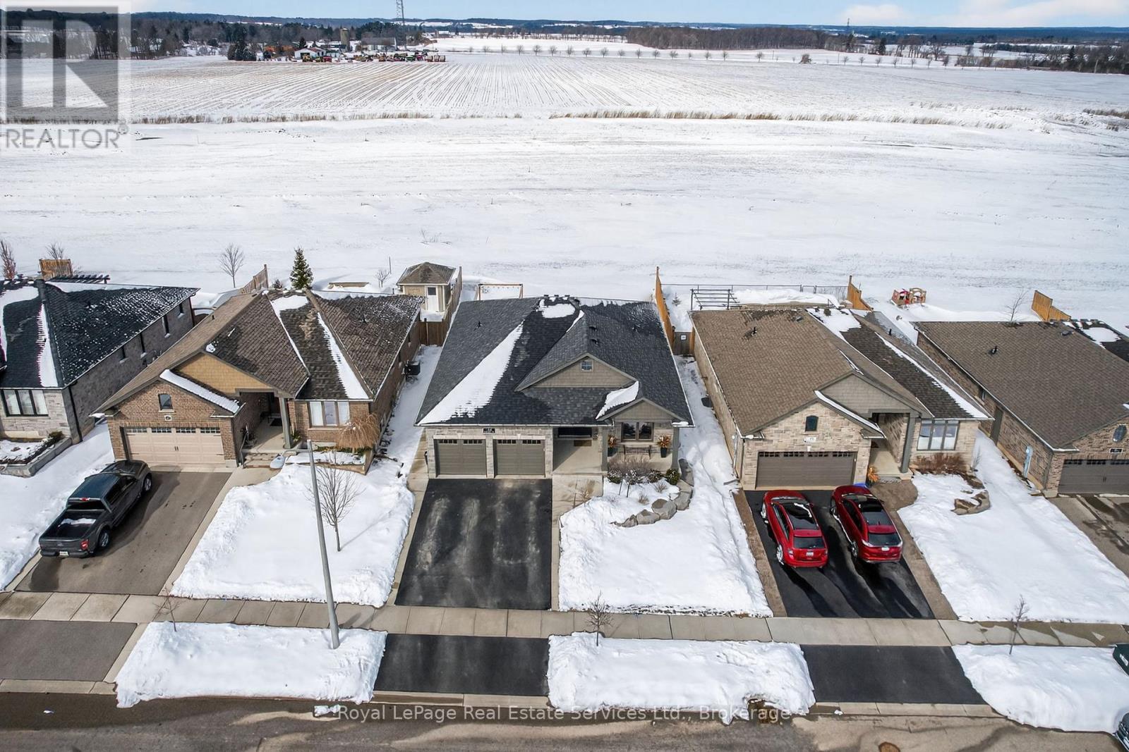 












20 PATTEN DRIVE

,
Brant (South Dumfries),




Ontario
N0E1N0

