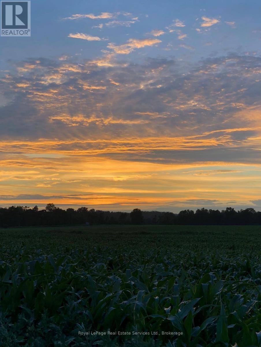 












20 PATTEN DRIVE

,
Brant (South Dumfries),




Ontario
N0E1N0

