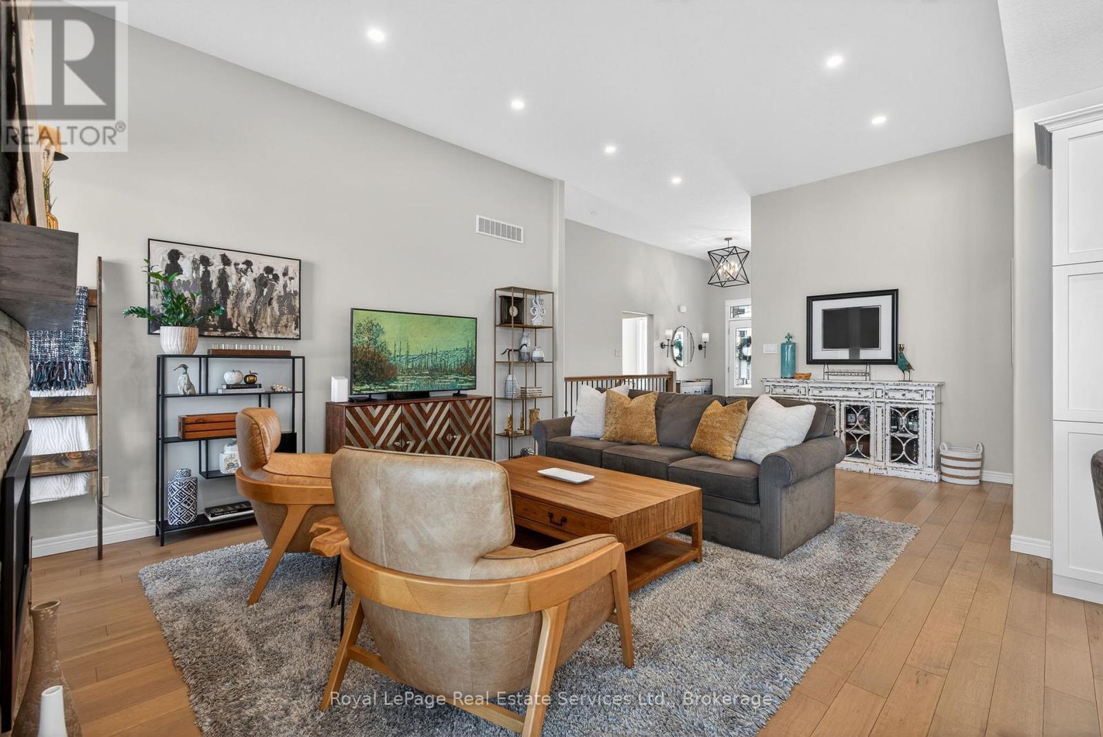 












20 PATTEN DRIVE

,
Brant (South Dumfries),




Ontario
N0E1N0

