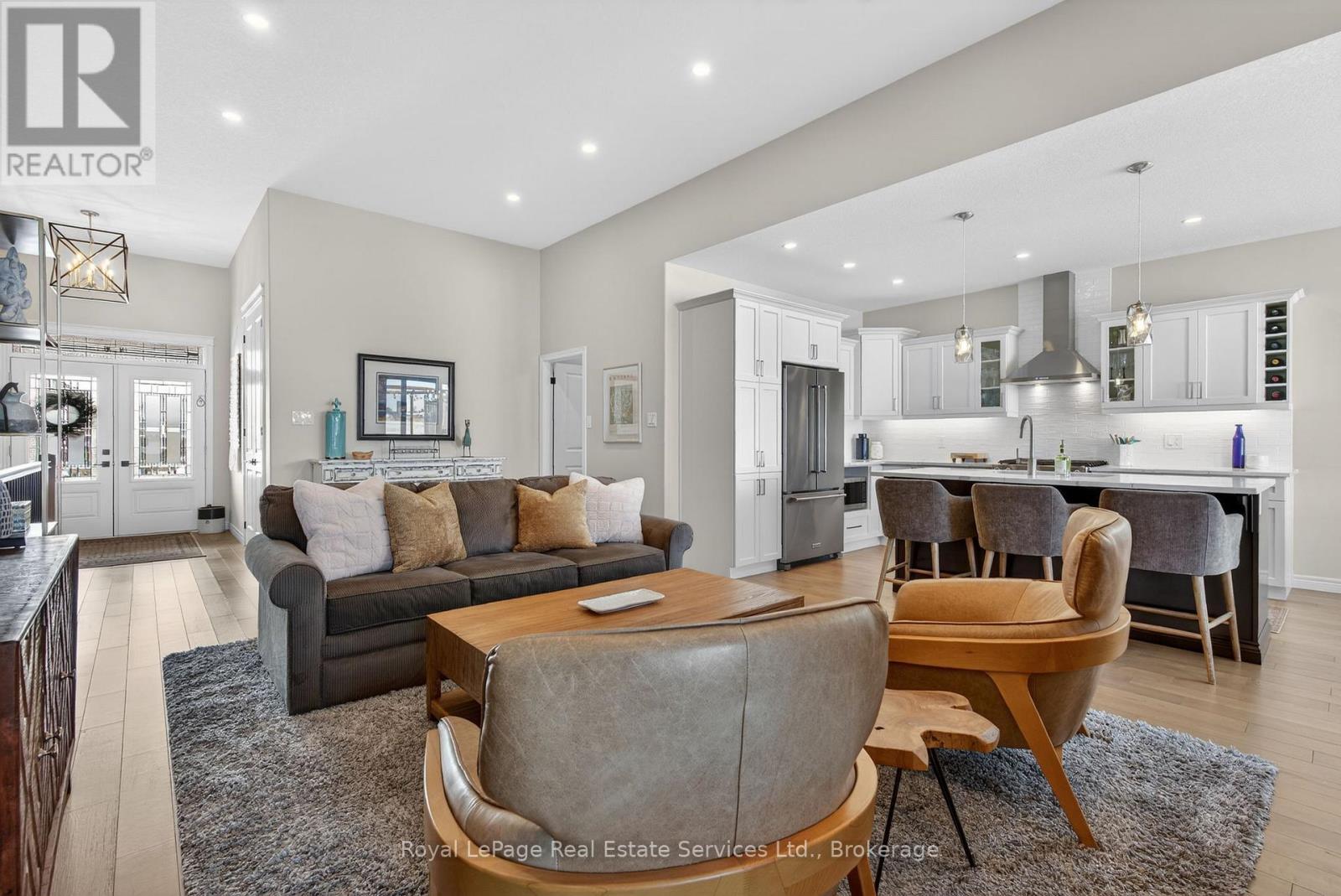 












20 PATTEN DRIVE

,
Brant (South Dumfries),




Ontario
N0E1N0

