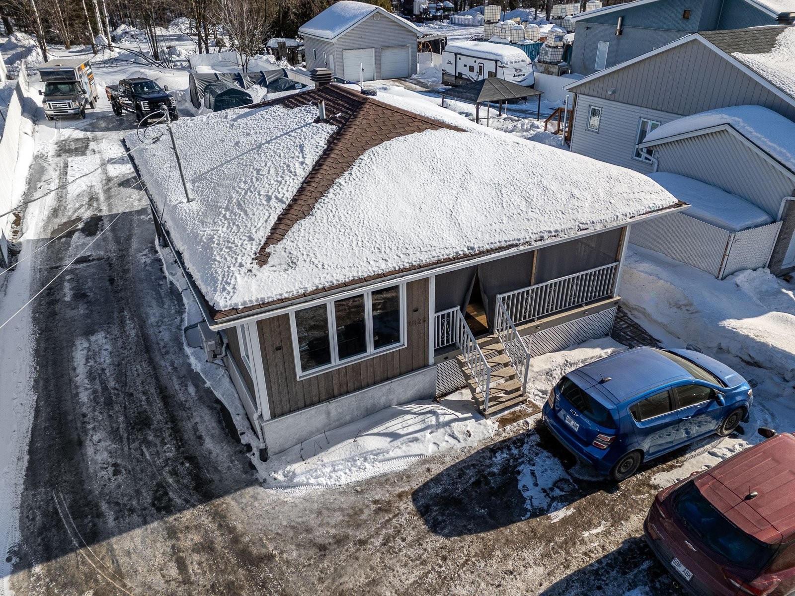 









1826


Boul. St-Antoine

,
Saint-Jérôme,




QC
J7Z7M2

