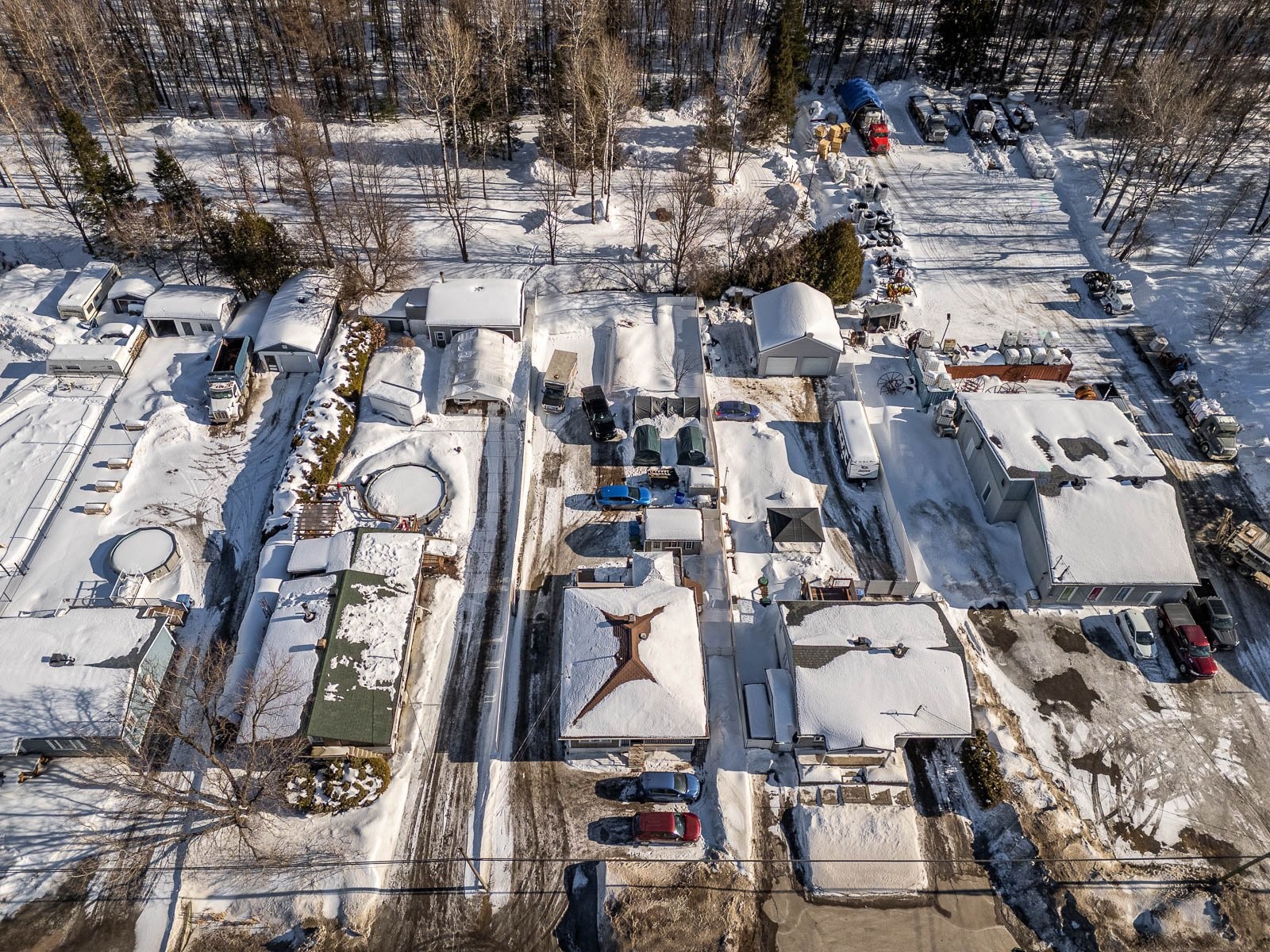 









1826


Boul. St-Antoine

,
Saint-Jérôme,




QC
J7Z7M2

