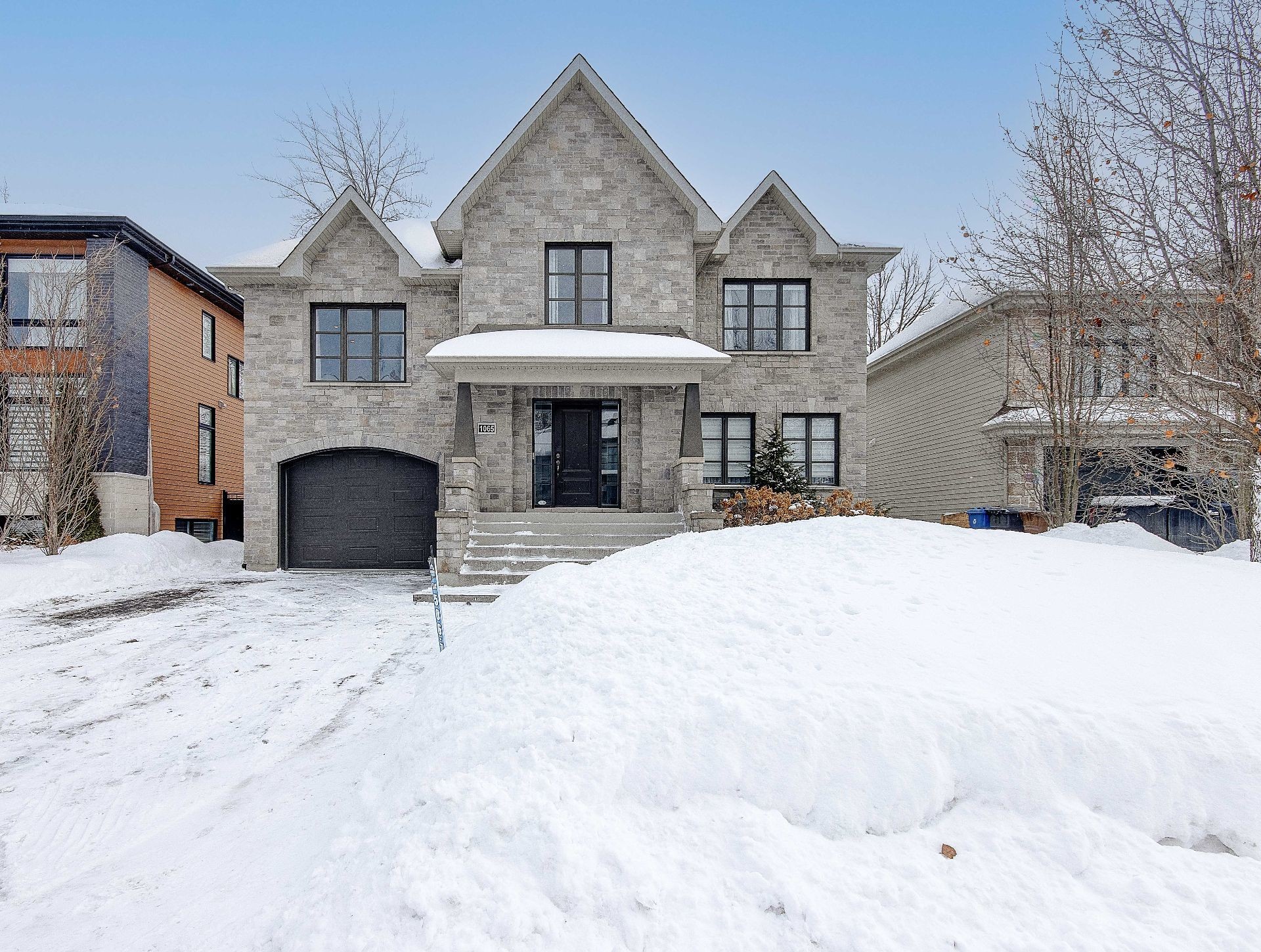 









1065


Rue Breux

,
Chambly,




QC
J3L0P1

