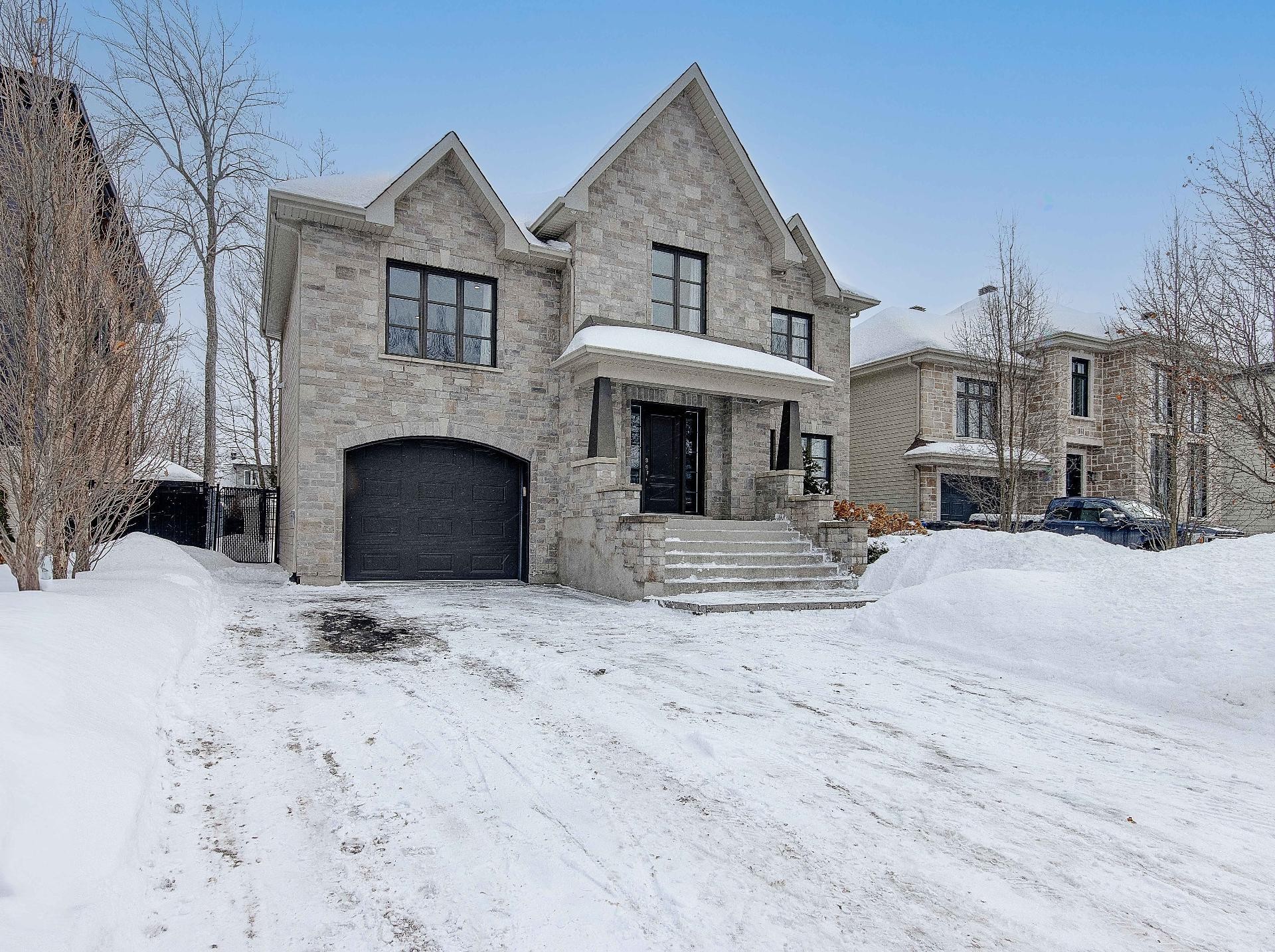 









1065


Rue Breux

,
Chambly,




QC
J3L0P1

