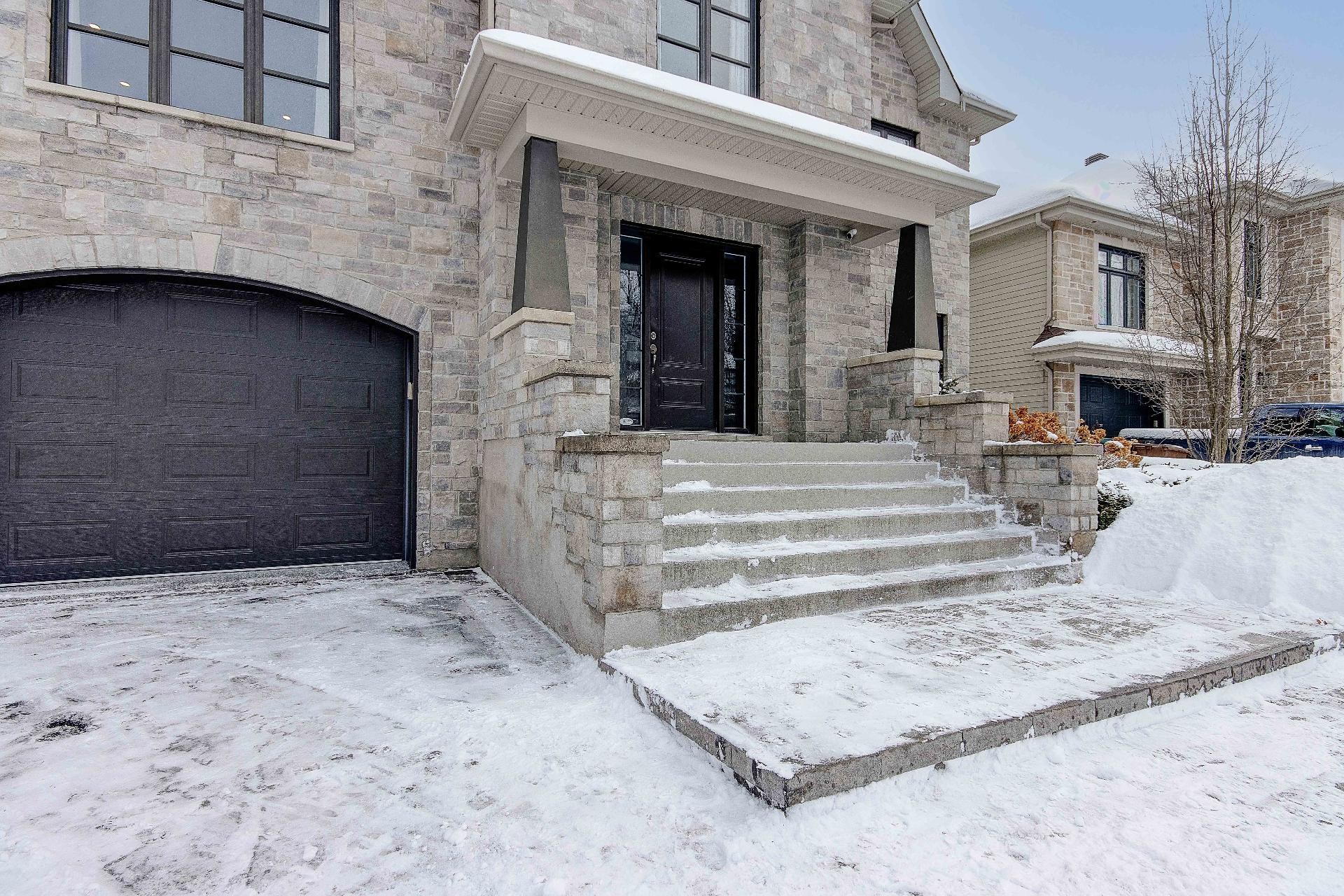 









1065


Rue Breux

,
Chambly,




QC
J3L0P1

