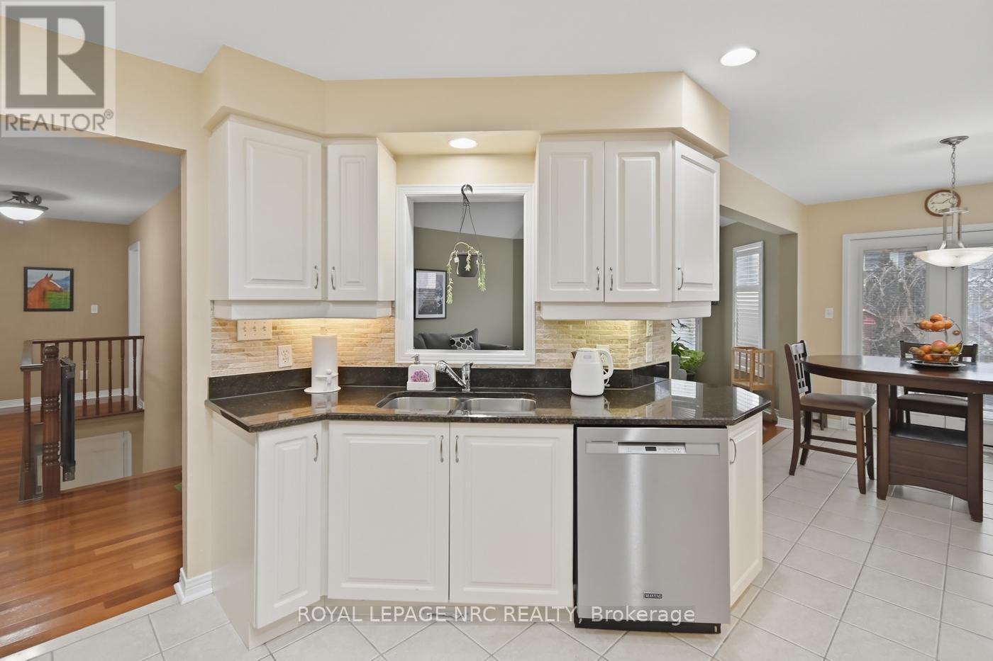 












65 MCCAFFERY CRESCENT

,
St. Catharines (Rykert/Vansickle),




Ontario
L2S3Y6

