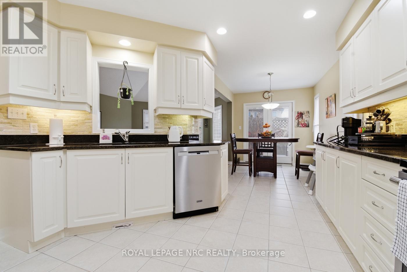 












65 MCCAFFERY CRESCENT

,
St. Catharines (Rykert/Vansickle),




Ontario
L2S3Y6

