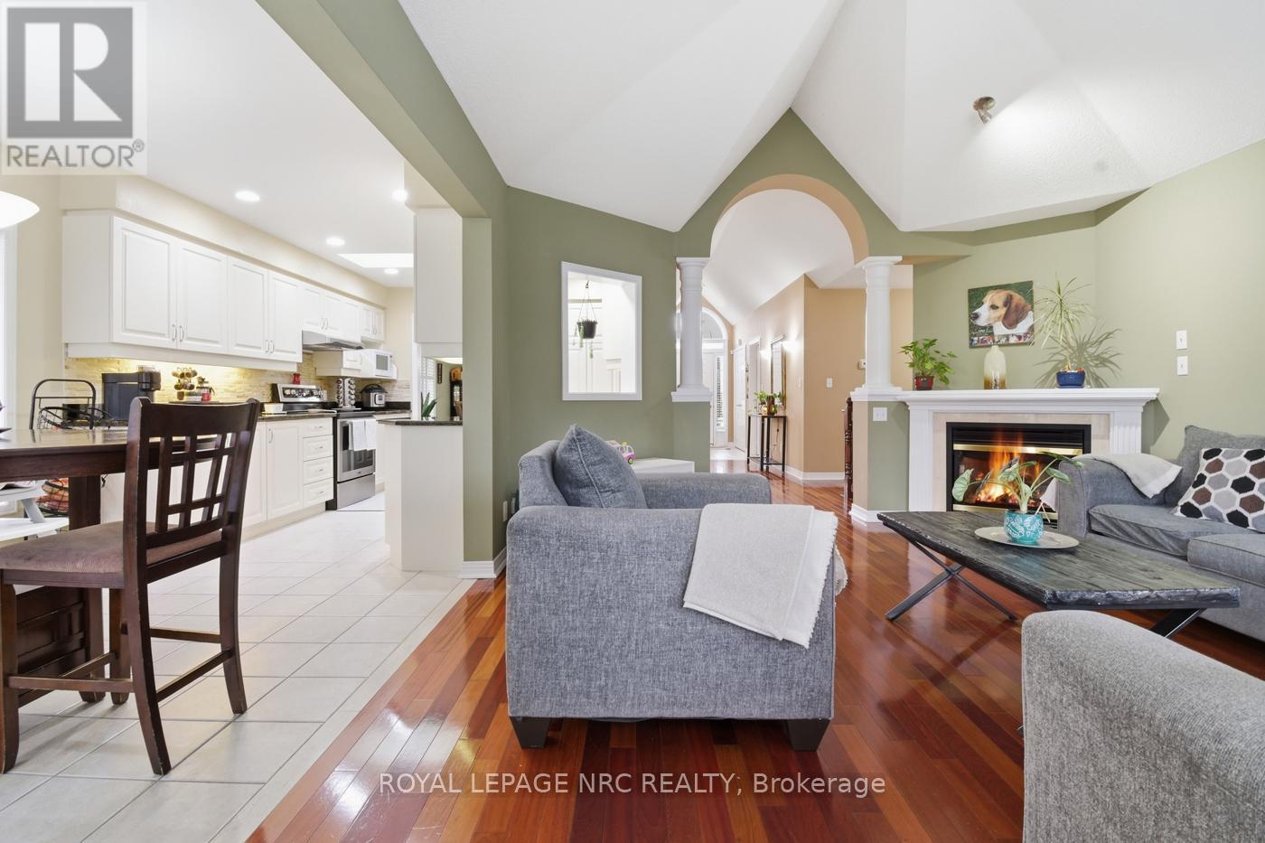 












65 MCCAFFERY CRESCENT

,
St. Catharines (Rykert/Vansickle),




Ontario
L2S3Y6

