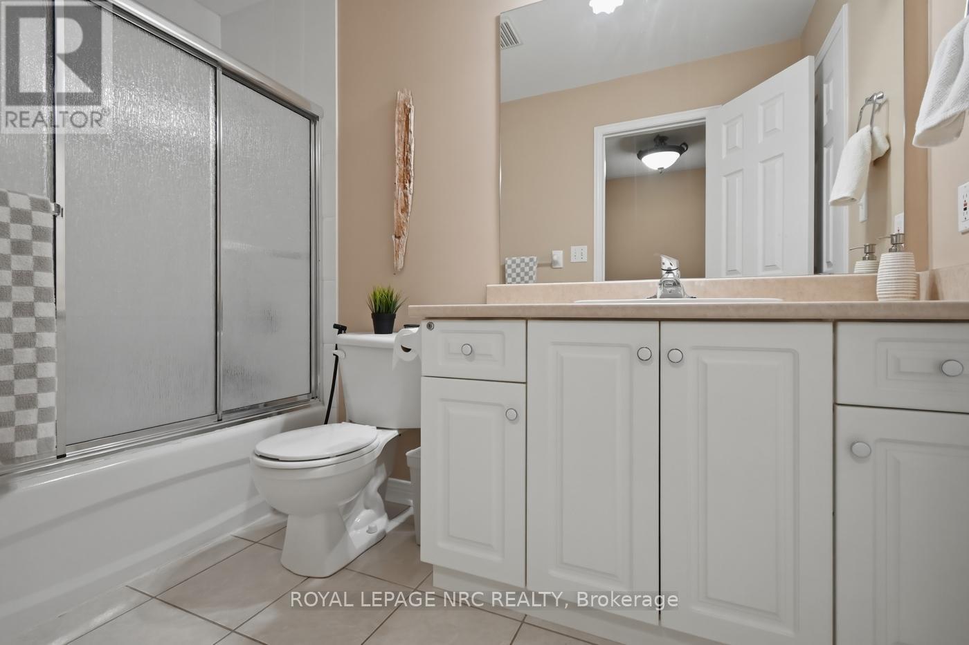 












65 MCCAFFERY CRESCENT

,
St. Catharines (Rykert/Vansickle),




Ontario
L2S3Y6

