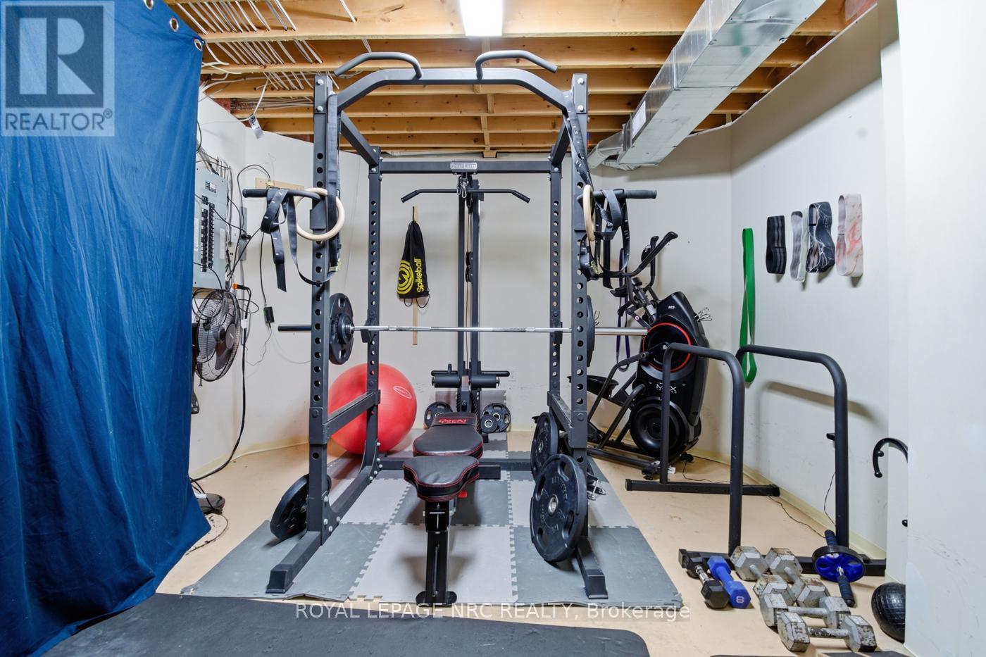 












65 MCCAFFERY CRESCENT

,
St. Catharines (Rykert/Vansickle),




Ontario
L2S3Y6

