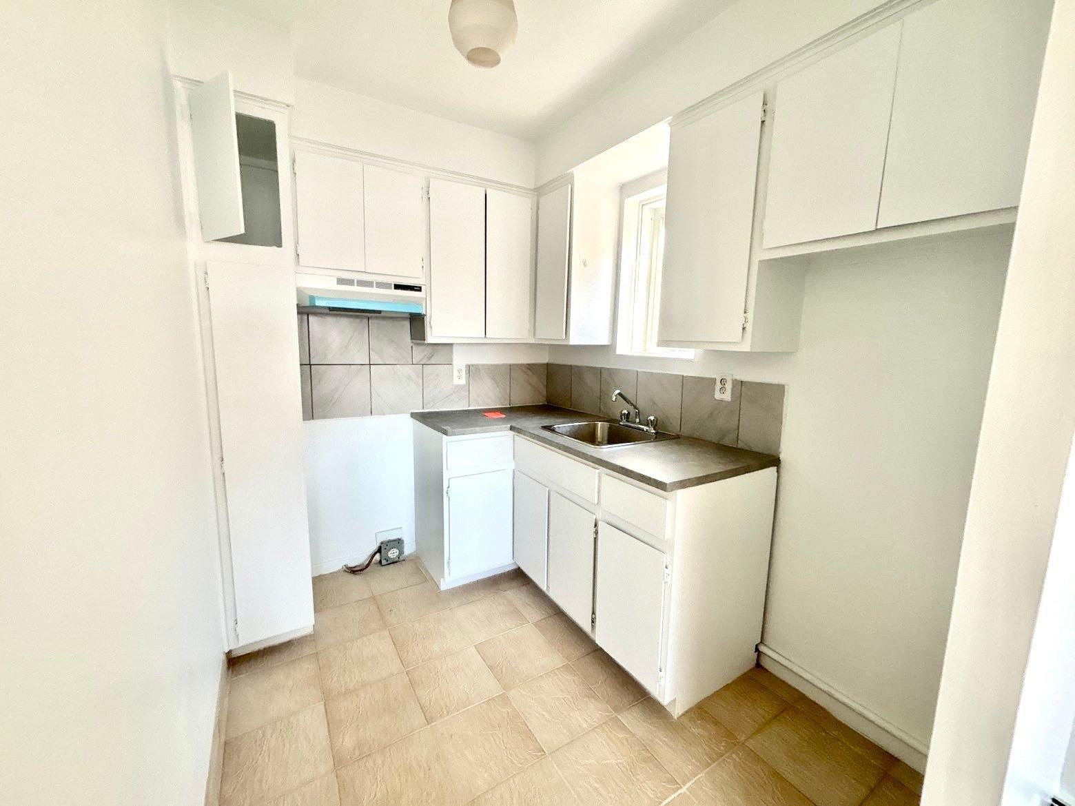 









630


Av. Ste-Croix

, 207,
Montréal (Saint-Laurent),




QC
H4L3Y2

