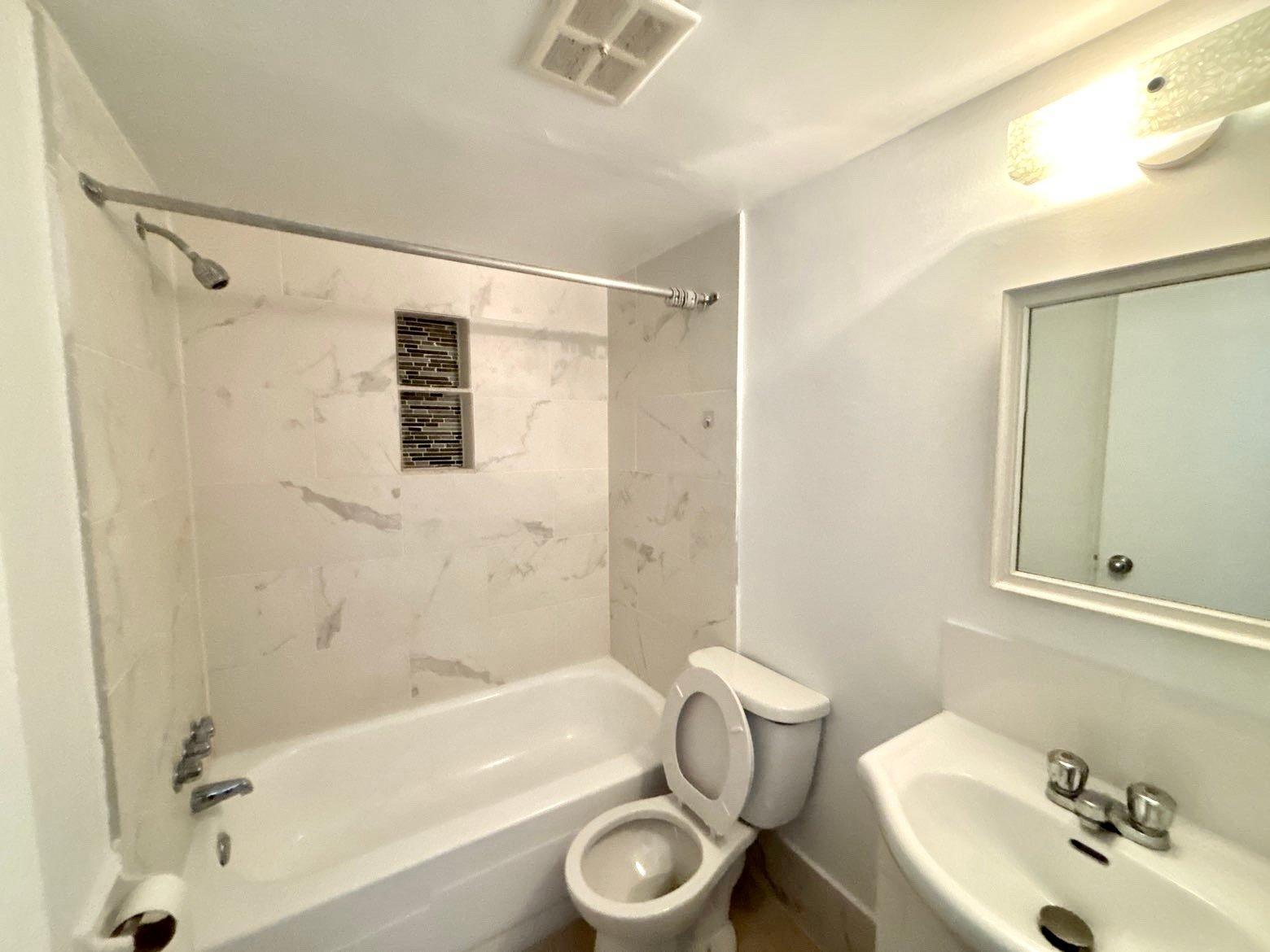 









630


Av. Ste-Croix

, 207,
Montréal (Saint-Laurent),




QC
H4L3Y2

