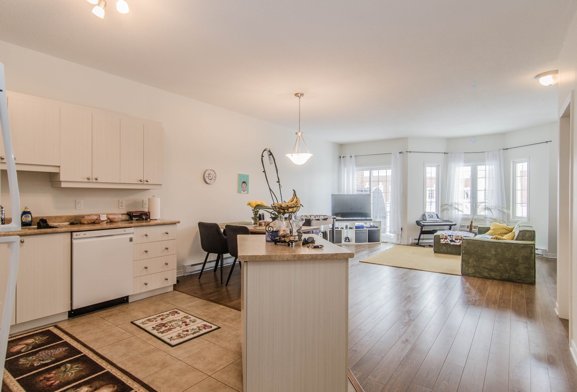 









837


Boul. de la Cité

, 3,
Gatineau (Gatineau),




QC
J8R0G6

