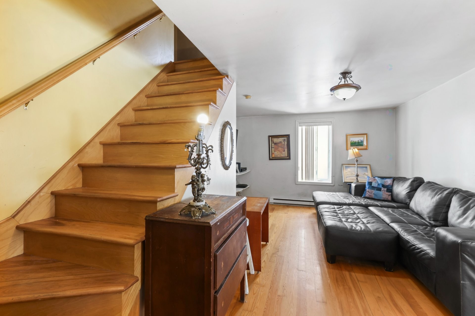 









636


Rg Notre-Dame

,
Saint-Chrysostome,




QC
J0S1R0

