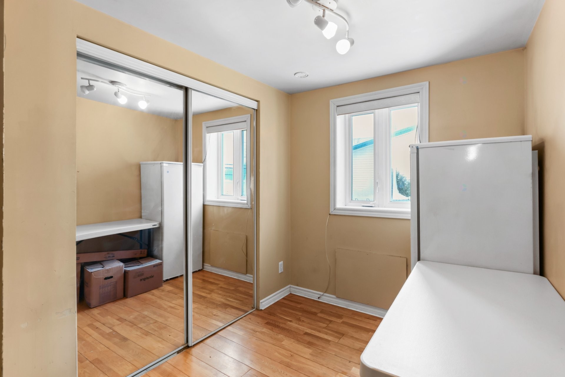 









636


Rg Notre-Dame

,
Saint-Chrysostome,




QC
J0S1R0

