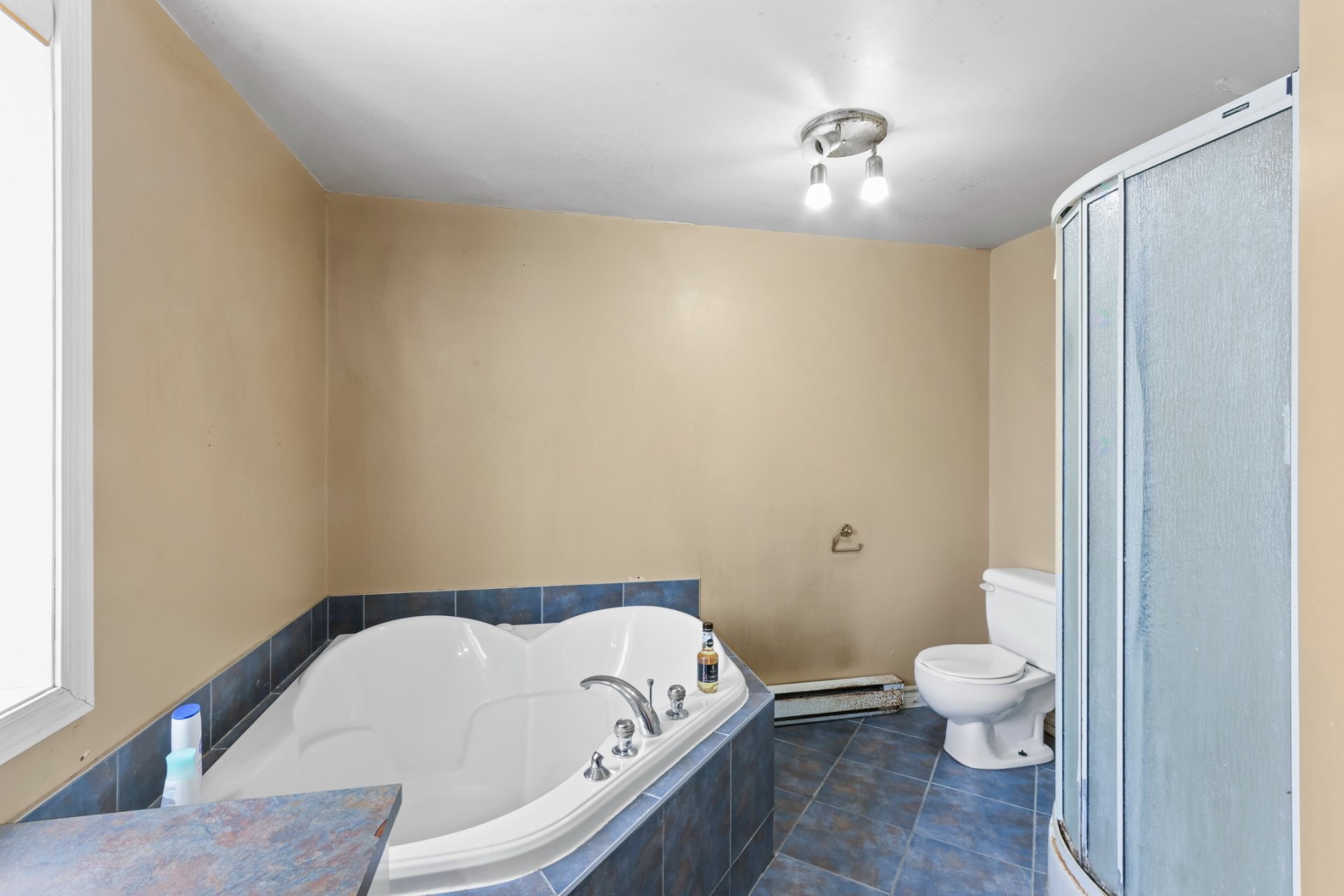 









636


Rg Notre-Dame

,
Saint-Chrysostome,




QC
J0S1R0

