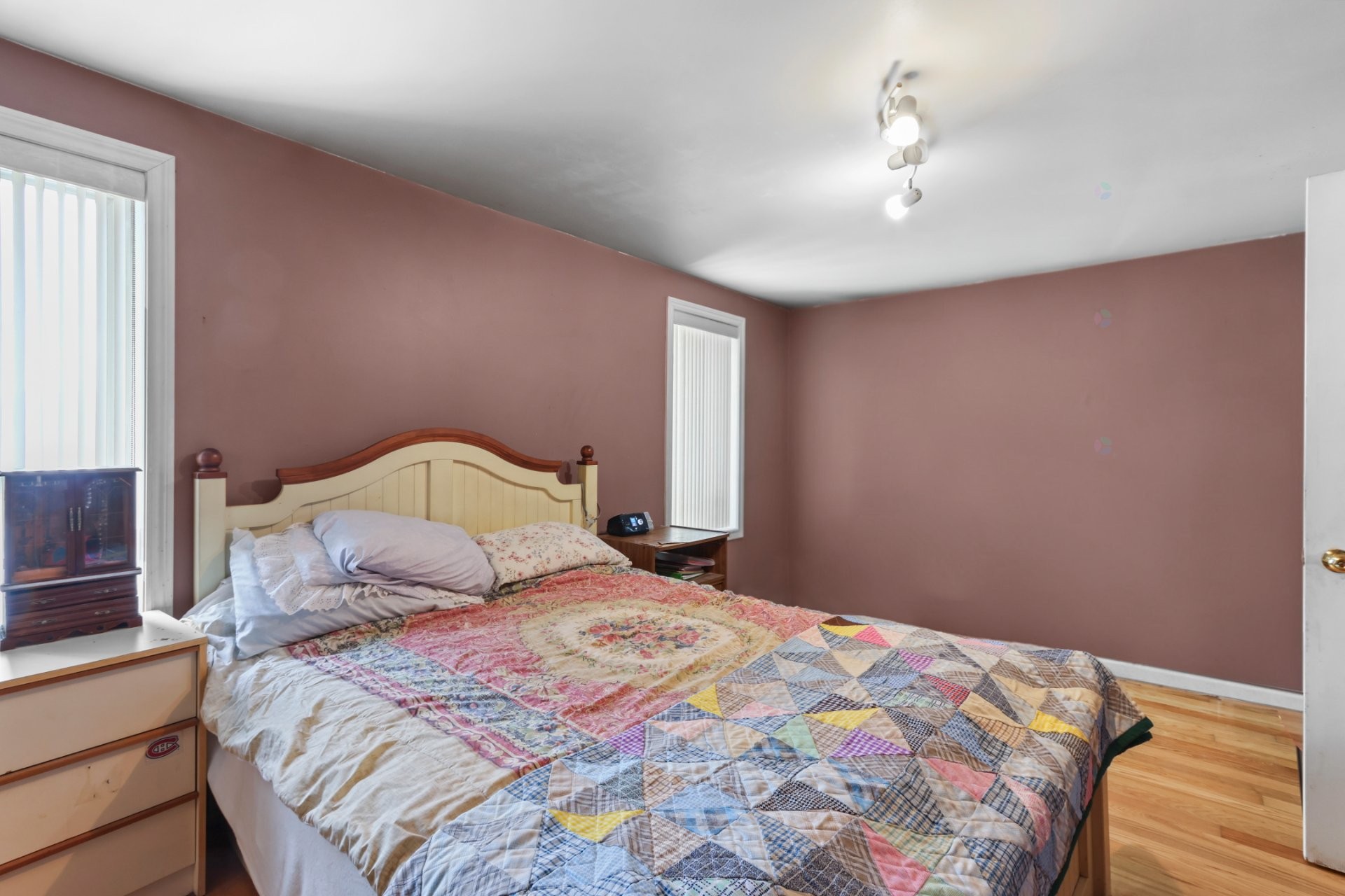 









636


Rg Notre-Dame

,
Saint-Chrysostome,




QC
J0S1R0

