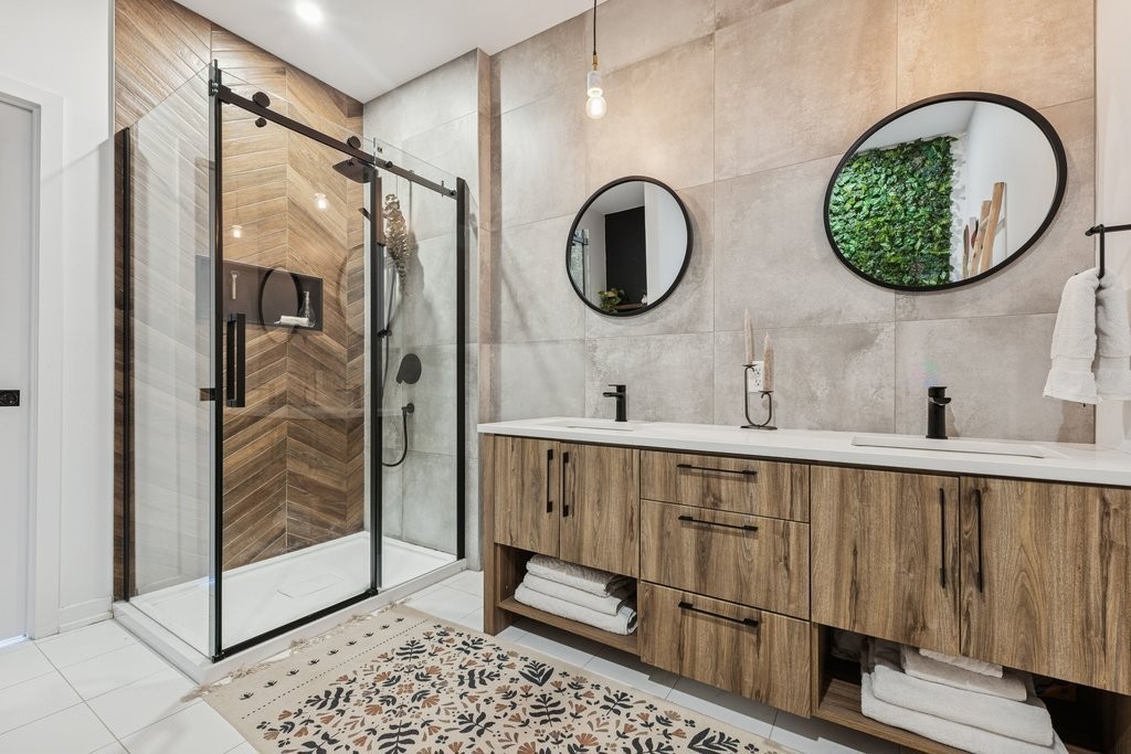 









125


Ch. du Relais

,
Chelsea,




QC
J9B0E1

