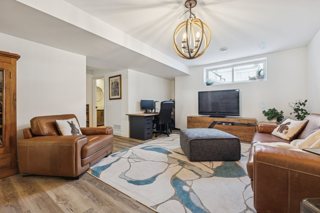 









125


Ch. du Relais

,
Chelsea,




QC
J9B0E1

