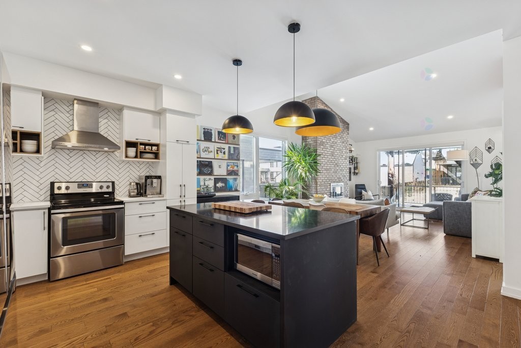 









125


Ch. du Relais

,
Chelsea,




QC
J9B0E1

