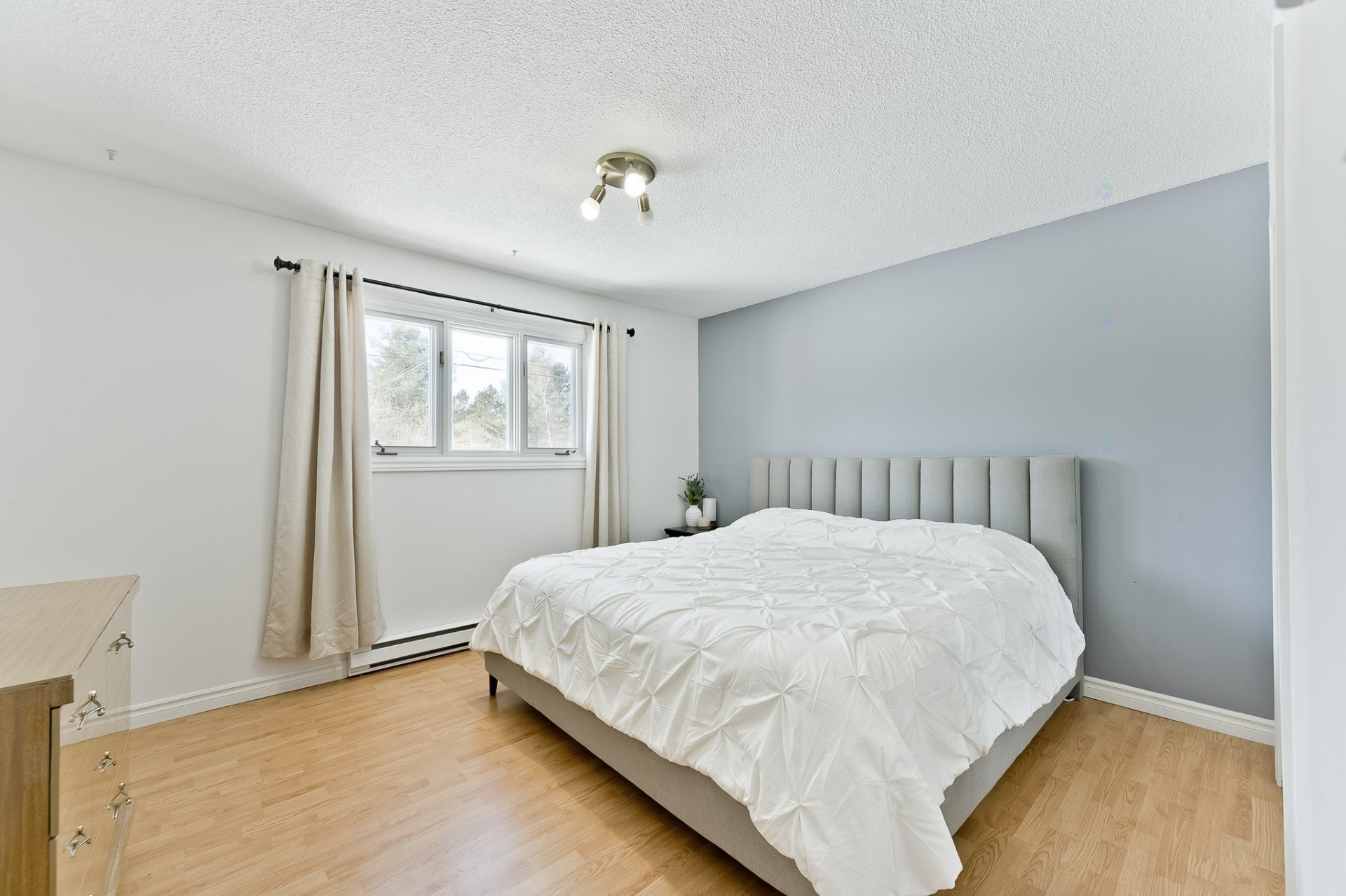 









805


Route 253

,
Cookshire-Eaton,




QC
J0B1M0

