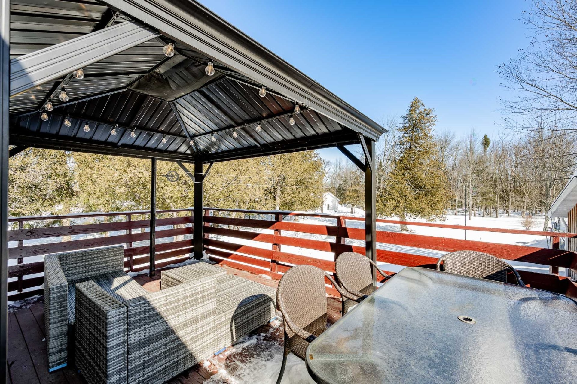 









805


Route 253

,
Cookshire-Eaton,




QC
J0B1M0

