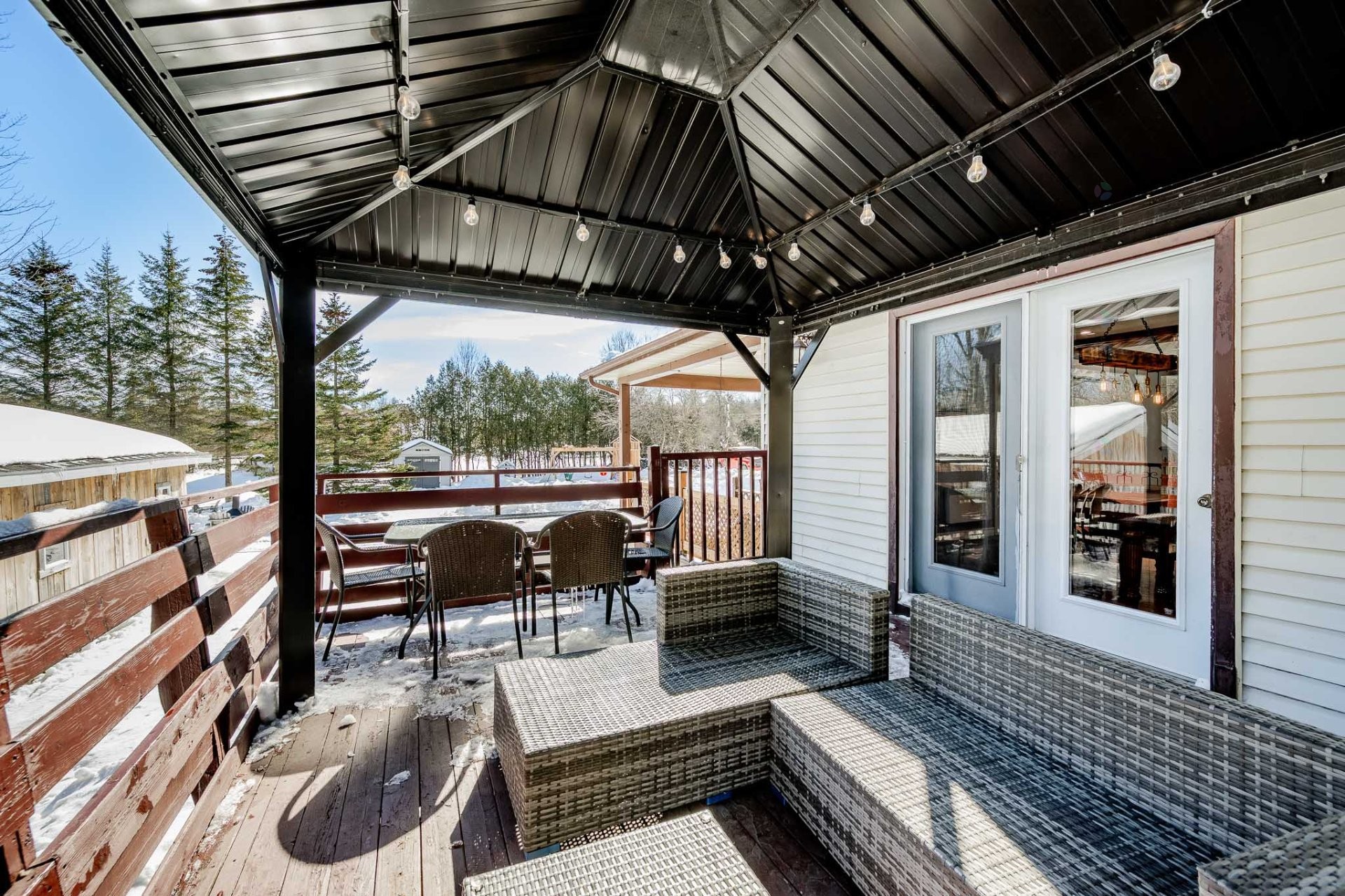 









805


Route 253

,
Cookshire-Eaton,




QC
J0B1M0

