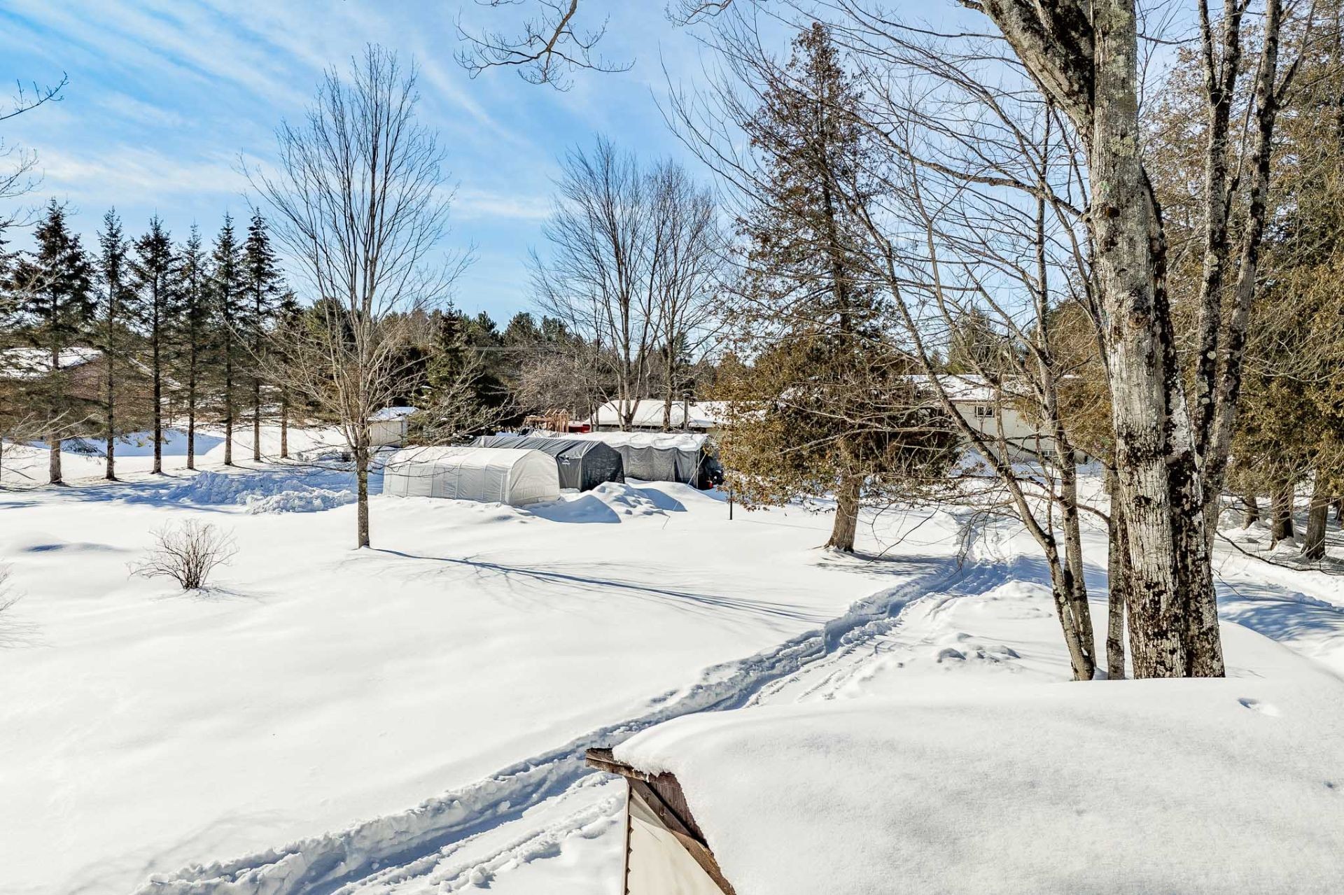 









805


Route 253

,
Cookshire-Eaton,




QC
J0B1M0

